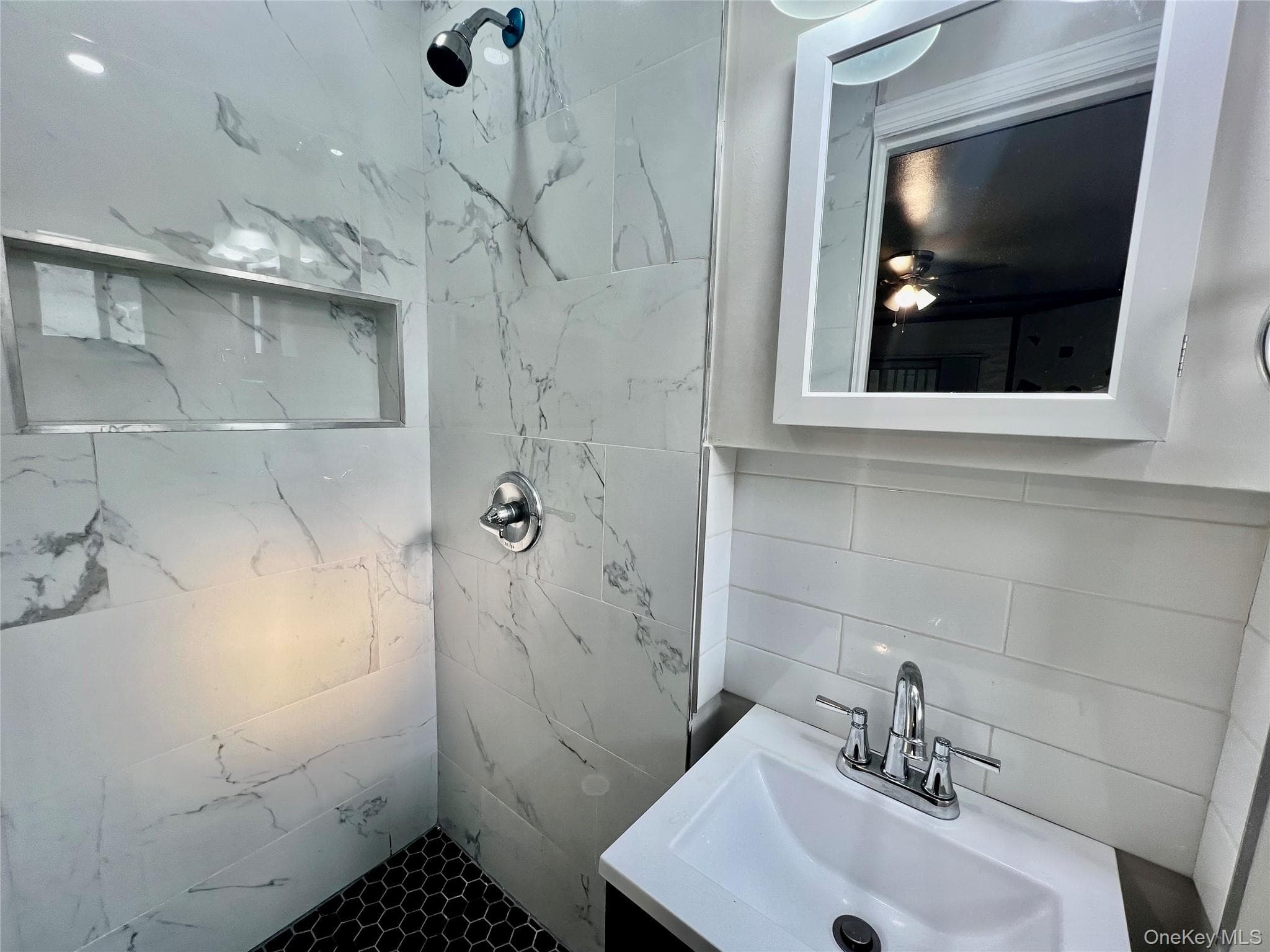 85-11 164th Avenue thumbnail 12