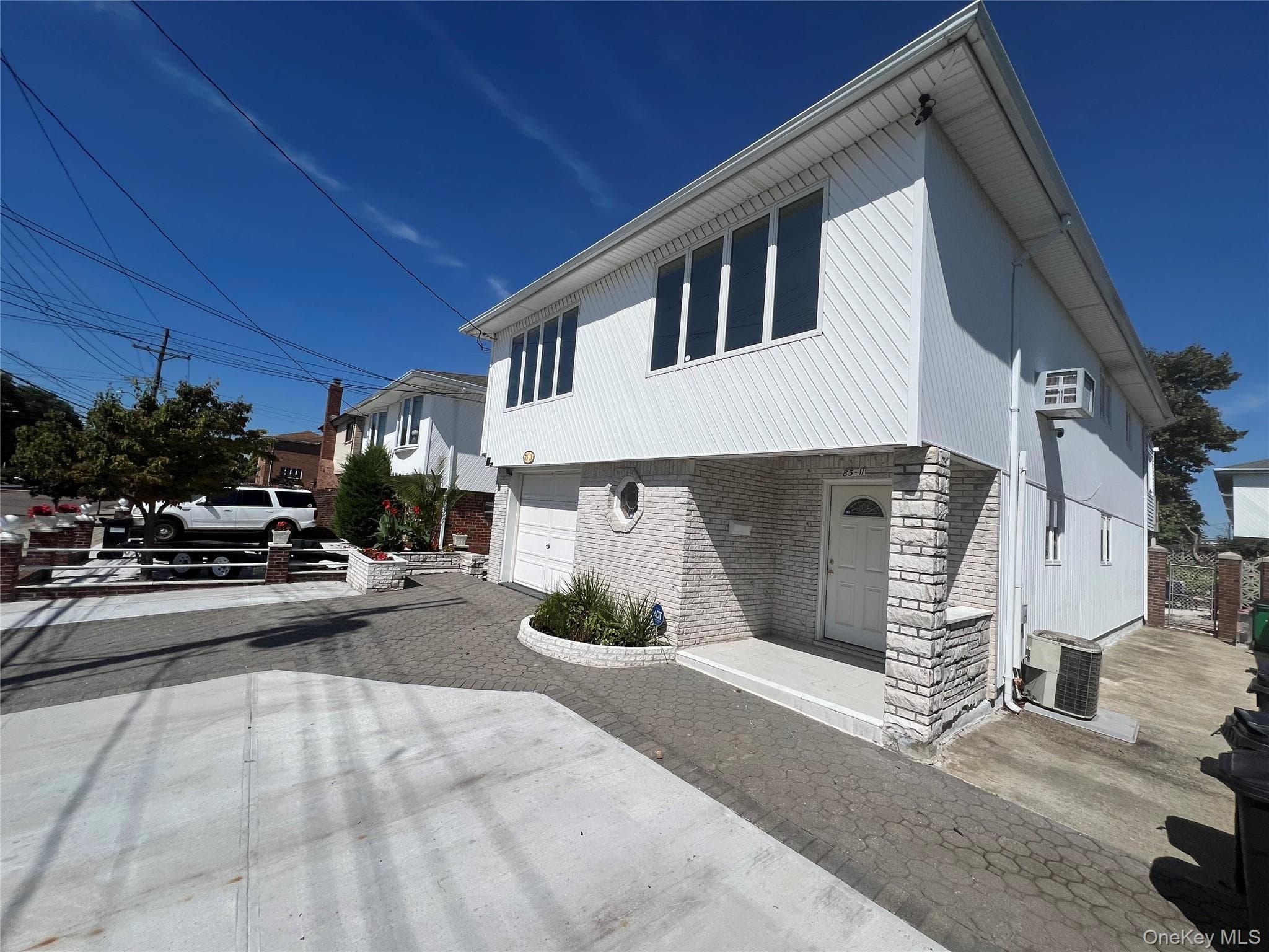 85-11 164th Avenue thumbnail 2