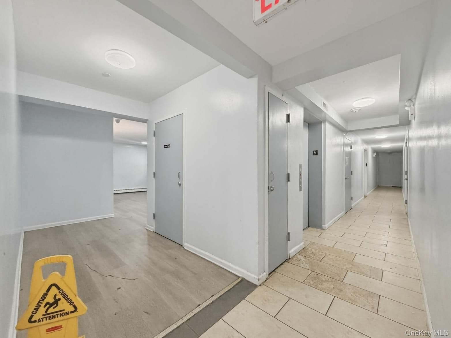 3961 Carpenter Avenue thumbnail 7