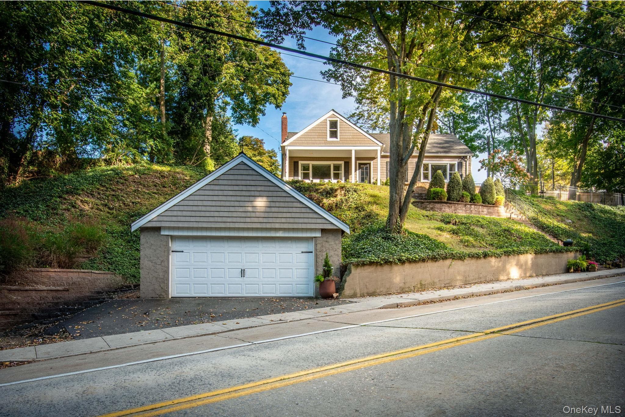 187 Scudder Avenue thumbnail 27