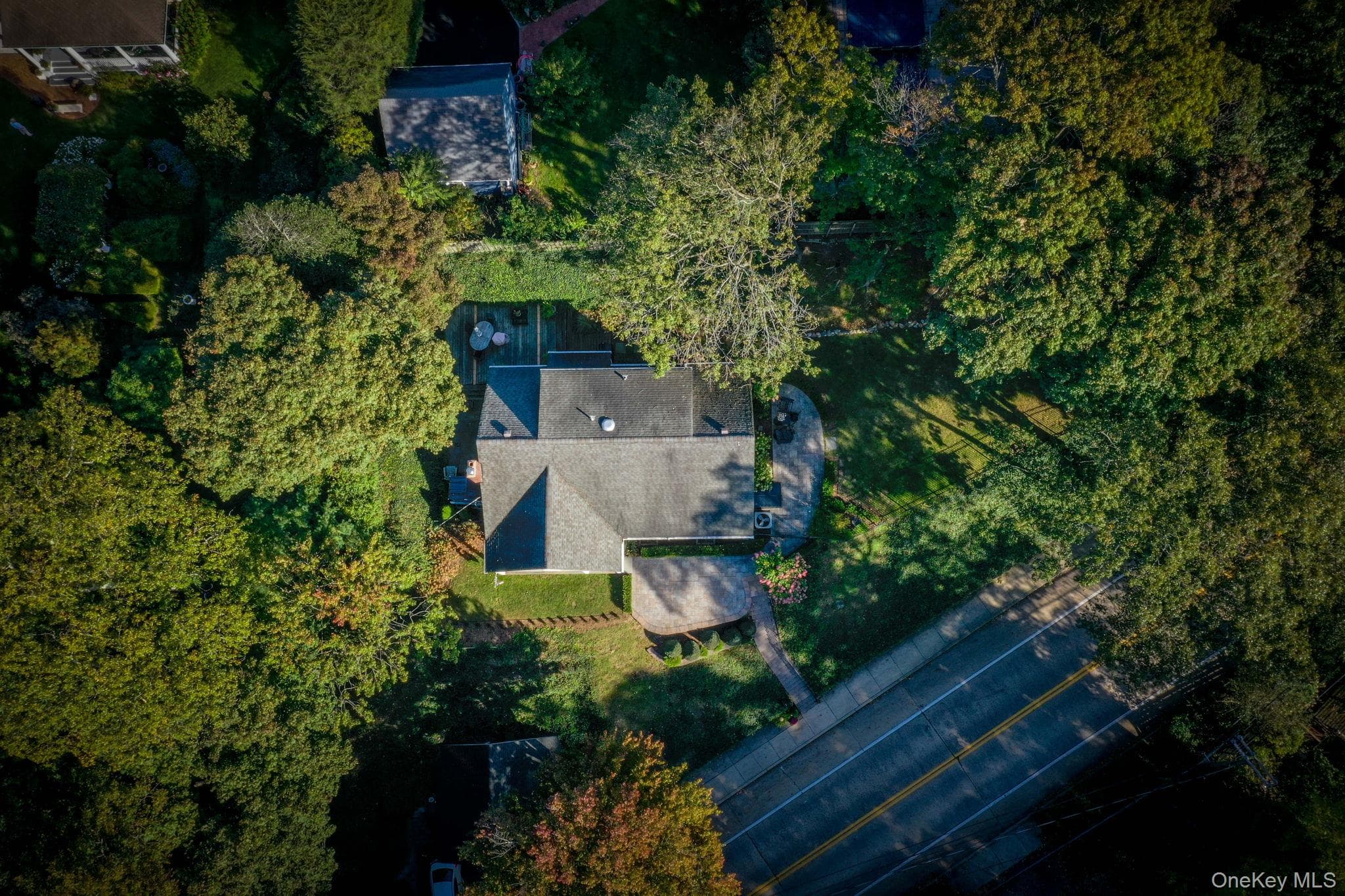 187 Scudder Avenue thumbnail 34