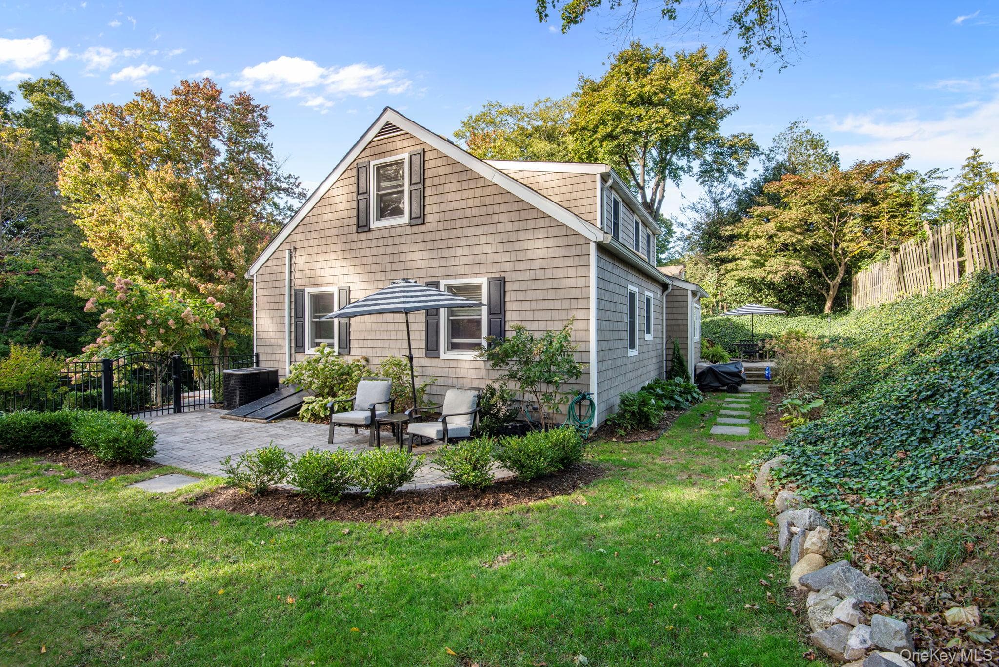 187 Scudder Avenue thumbnail 28