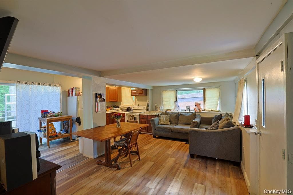 181 Oakridge Road thumbnail 6
