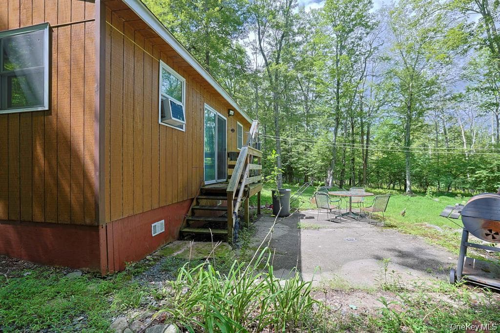 181 Oakridge Road thumbnail 4