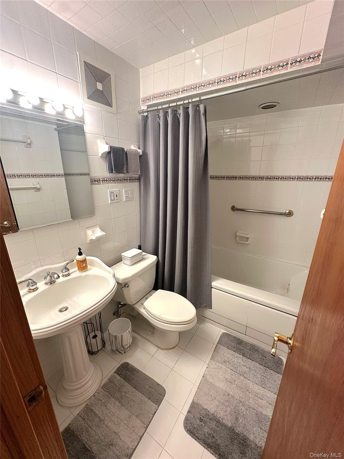 725 Miller Avenue Unit: 220 thumbnail 9