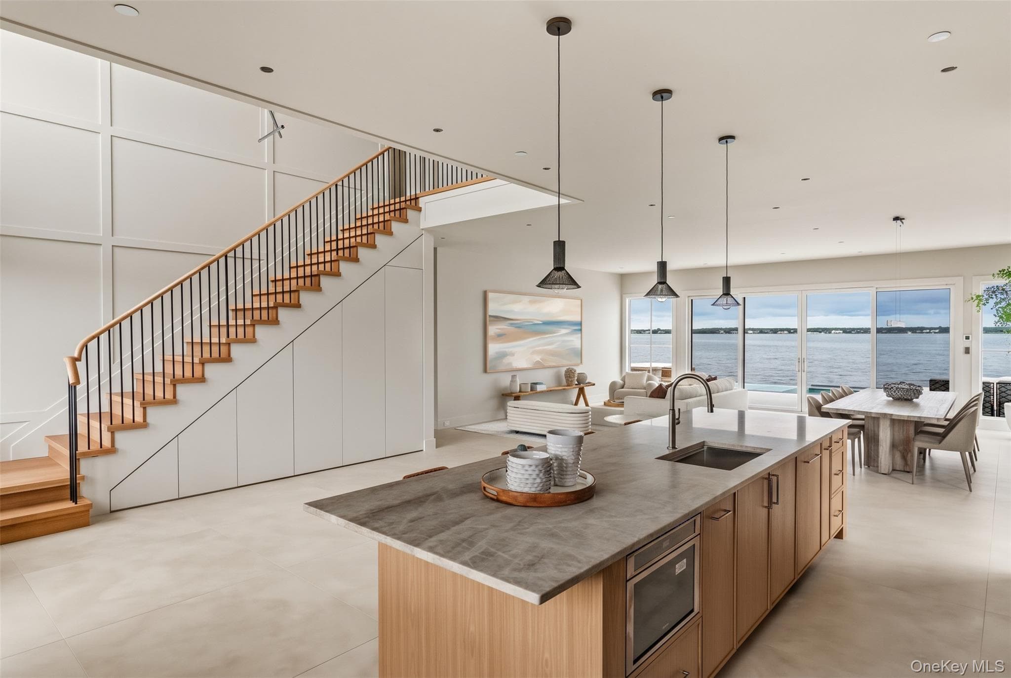 498 Dune Road thumbnail 7