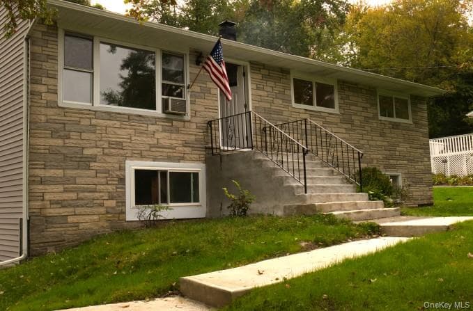 11 Everett Road thumbnail 2