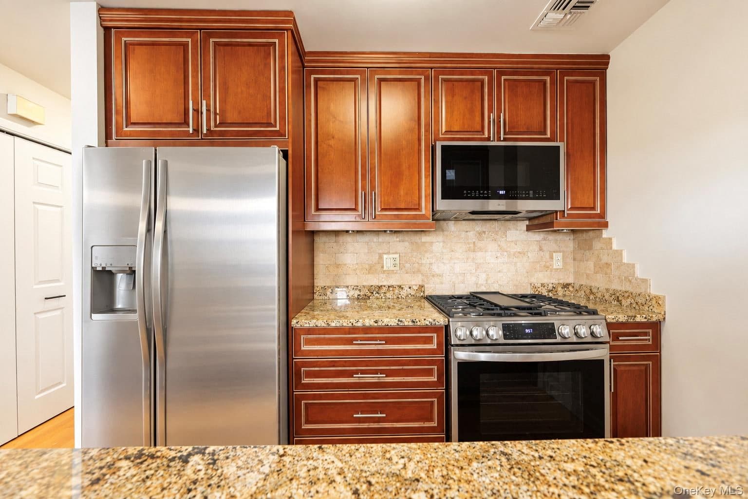 207 Sunset Boulevard Unit: 9207B thumbnail 8