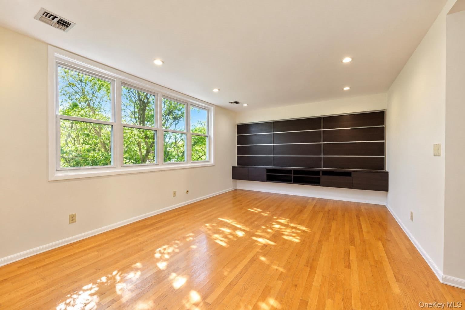 207 Sunset Boulevard Unit: 9207B thumbnail 6