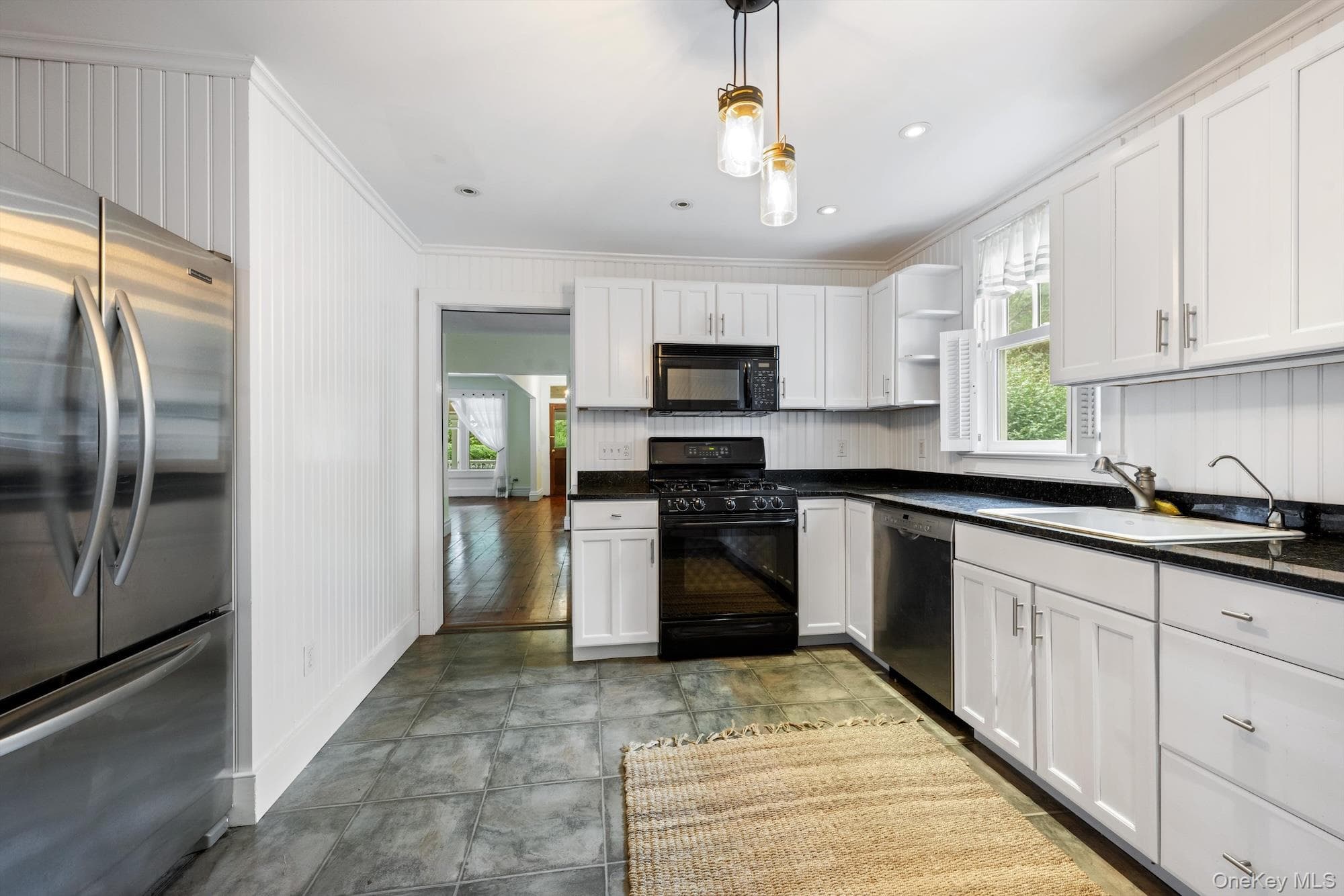25105 Main Road thumbnail 15