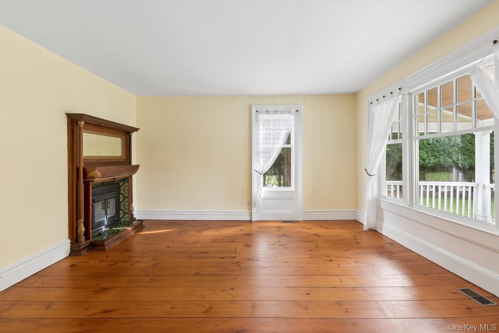 25105 Main Road thumbnail 6