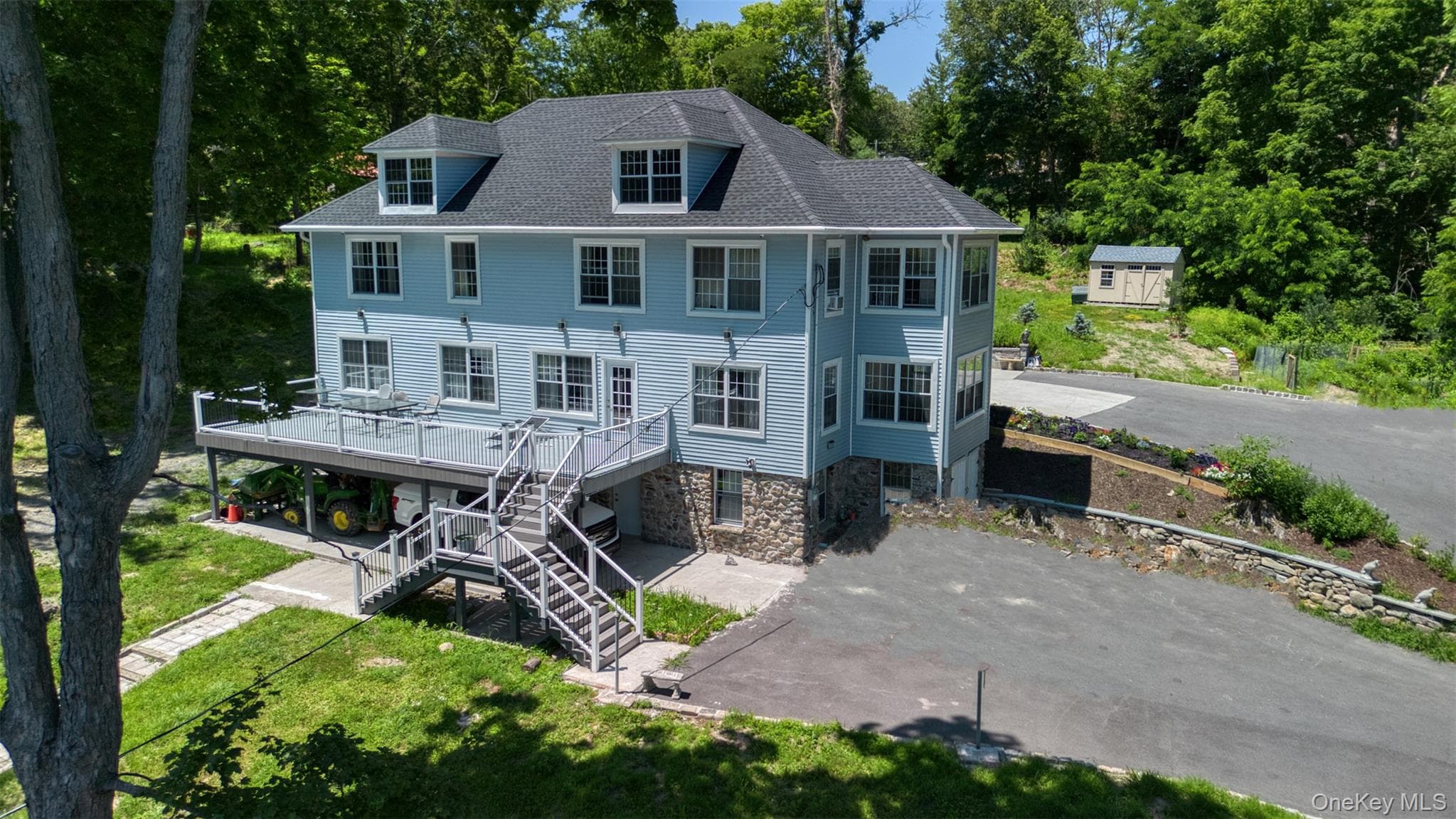 556 Lakes Road thumbnail 36