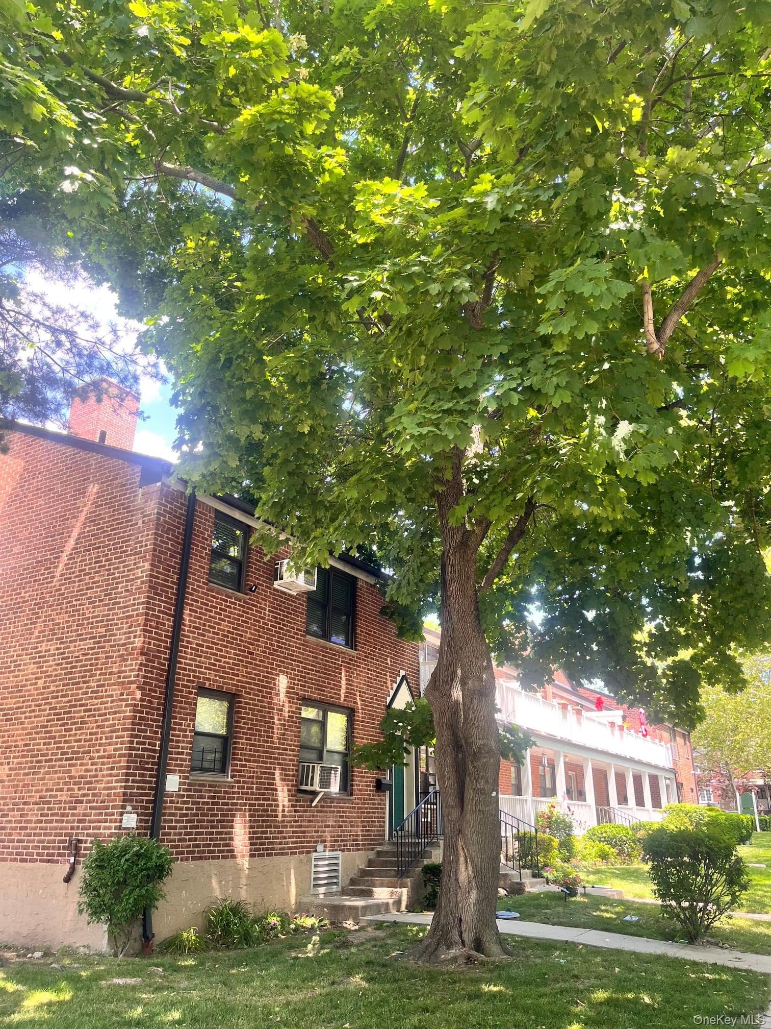 196-69 73 Avenue Unit: 2 thumbnail 23