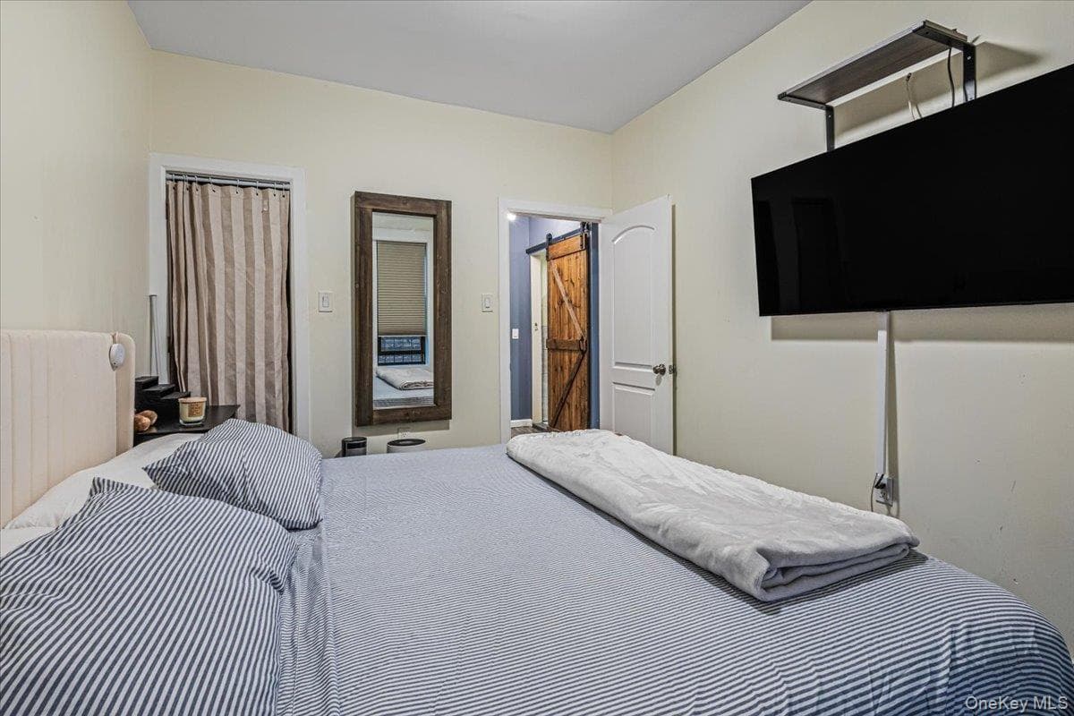 305 Rogers Avenue Unit: 1 thumbnail 10