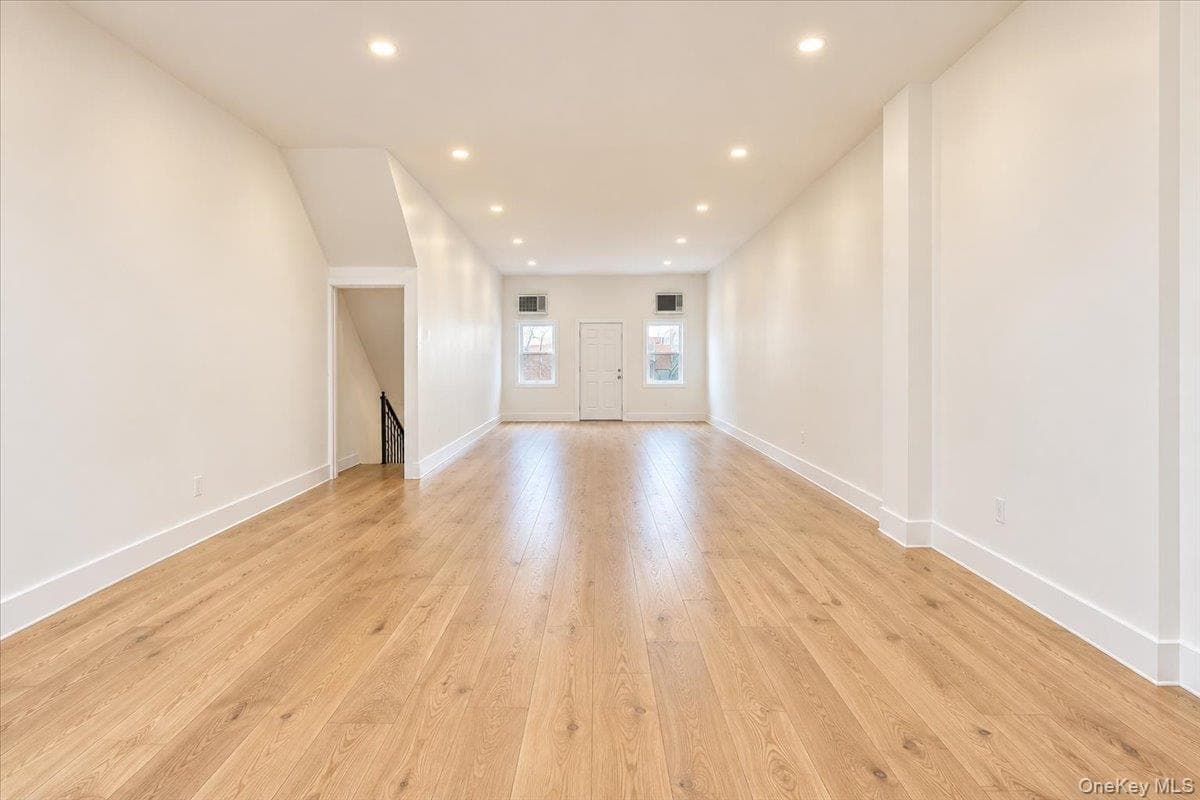 305 Rogers Avenue Unit: 1 thumbnail 27
