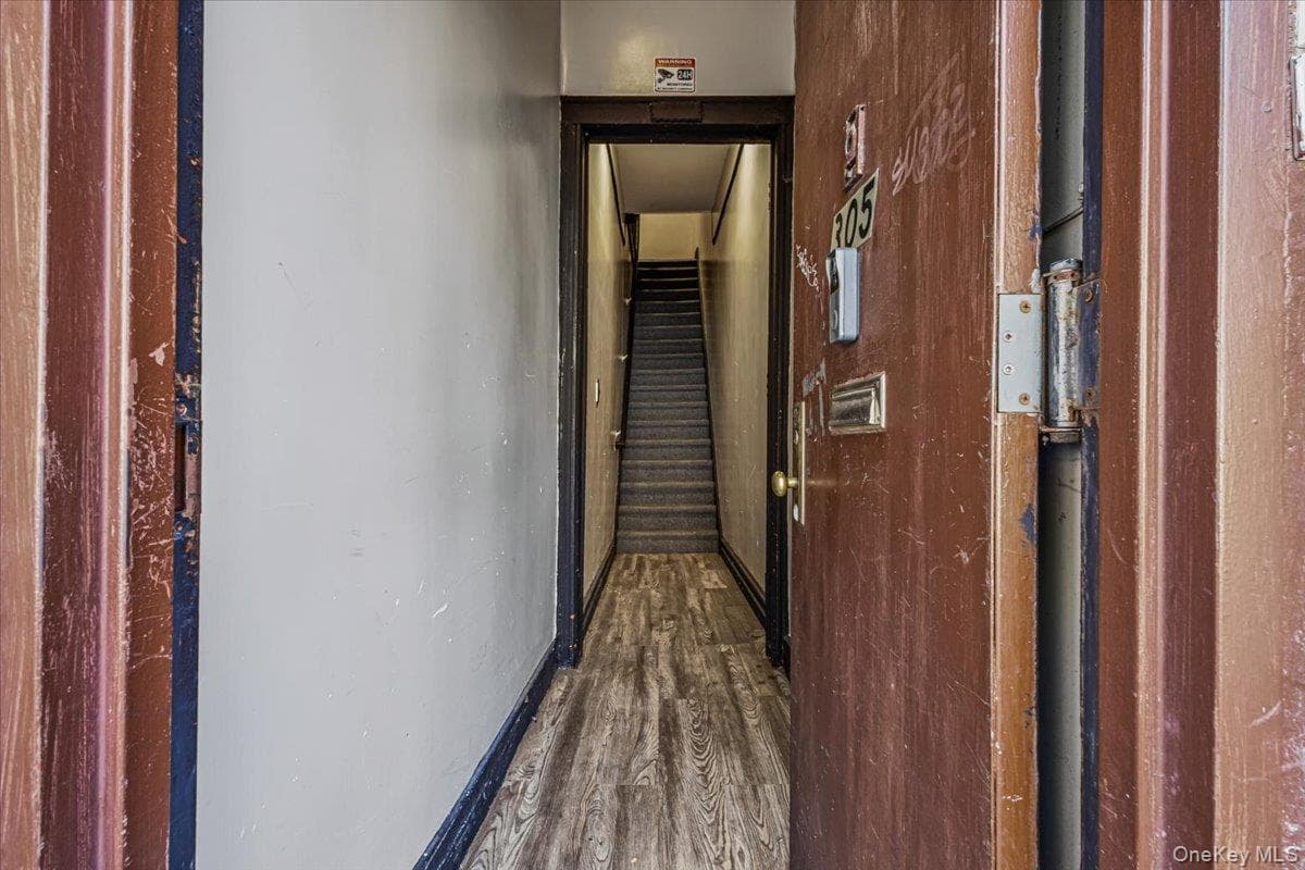 305 Rogers Avenue Unit: 1 thumbnail 5