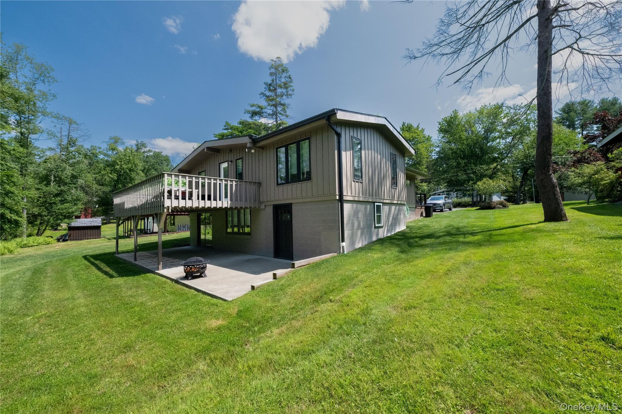 7 Donenfeld Drive thumbnail 4