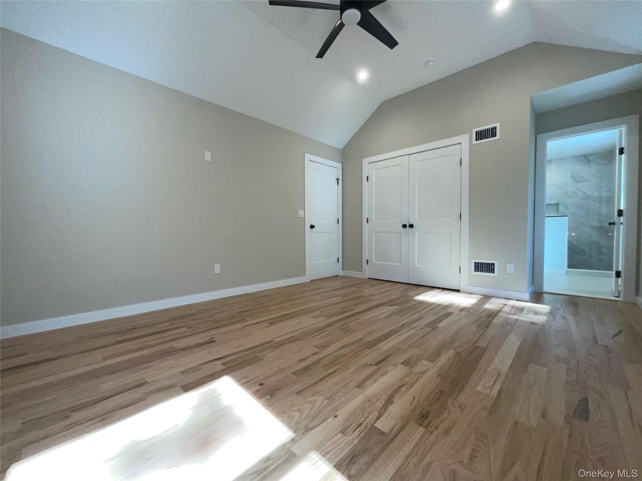 186 Huguenot Drive thumbnail 13