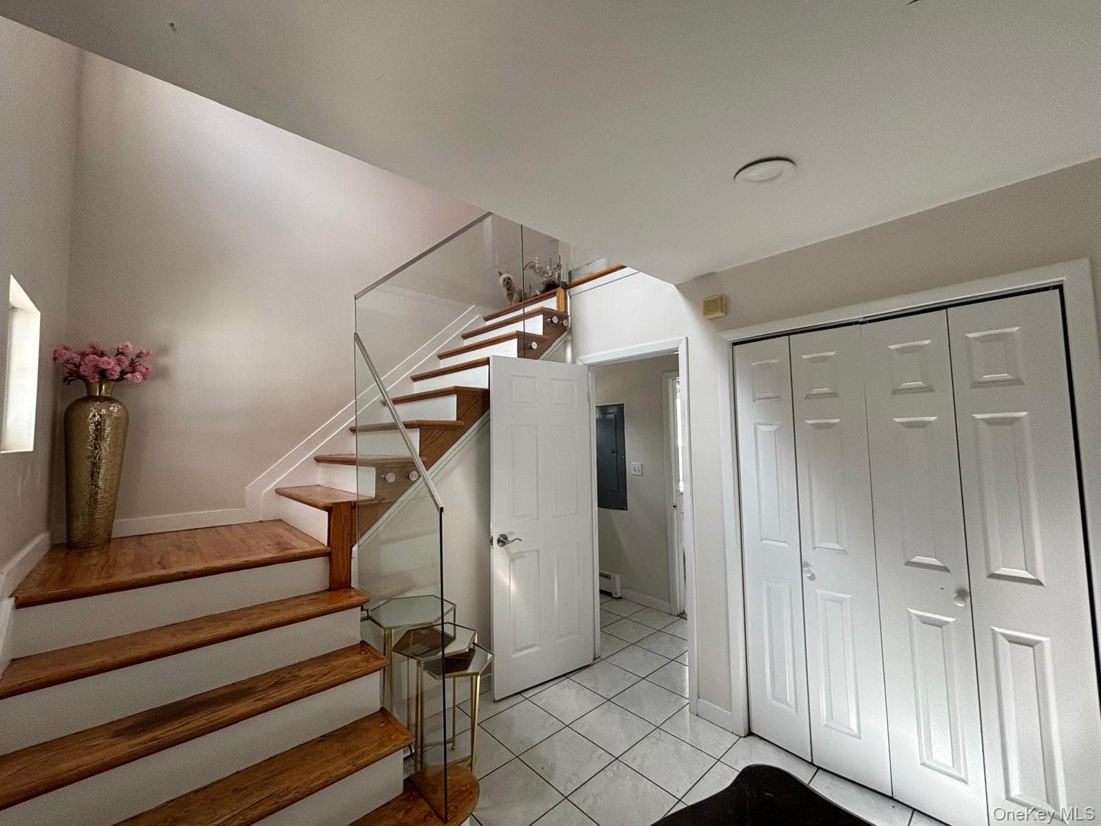 93 Peters Avenue thumbnail 3