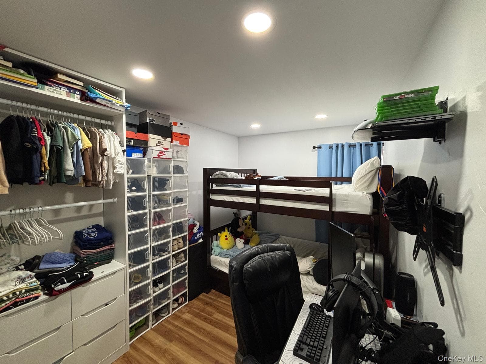 93 Peters Avenue thumbnail 15