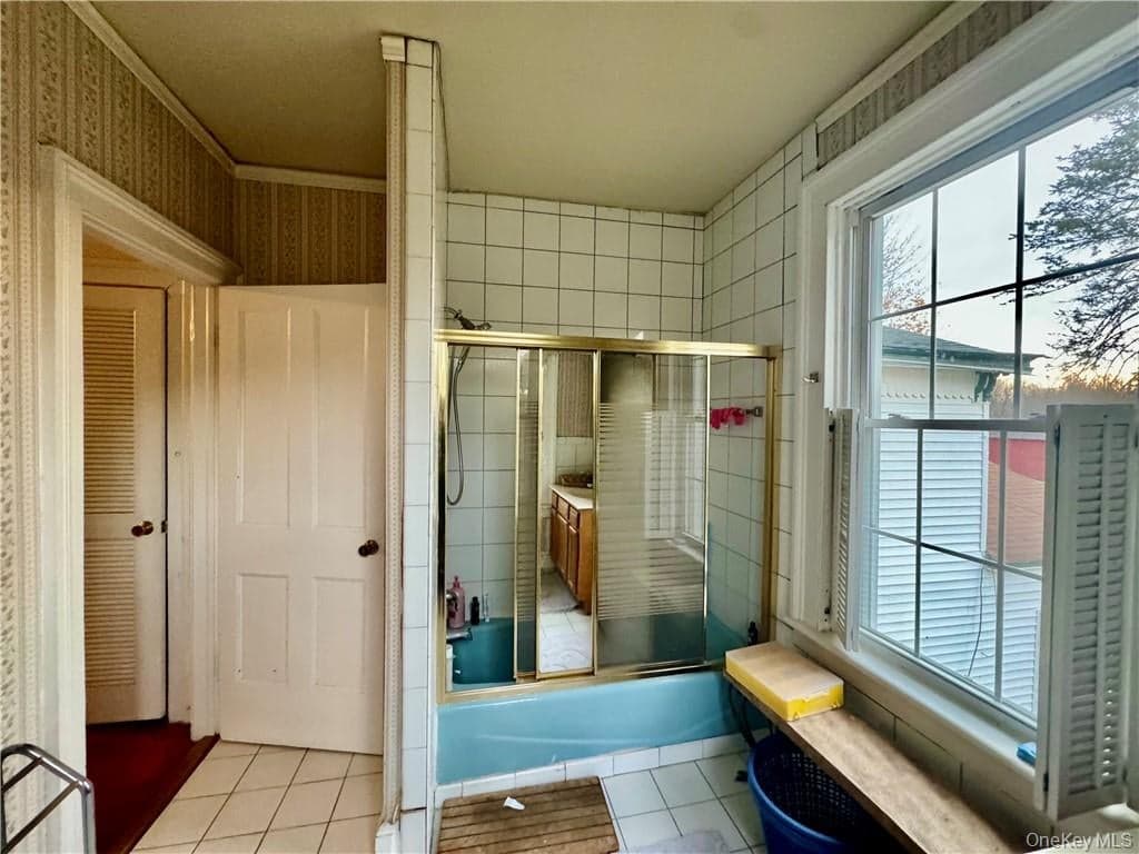 255 Howells Road thumbnail 27
