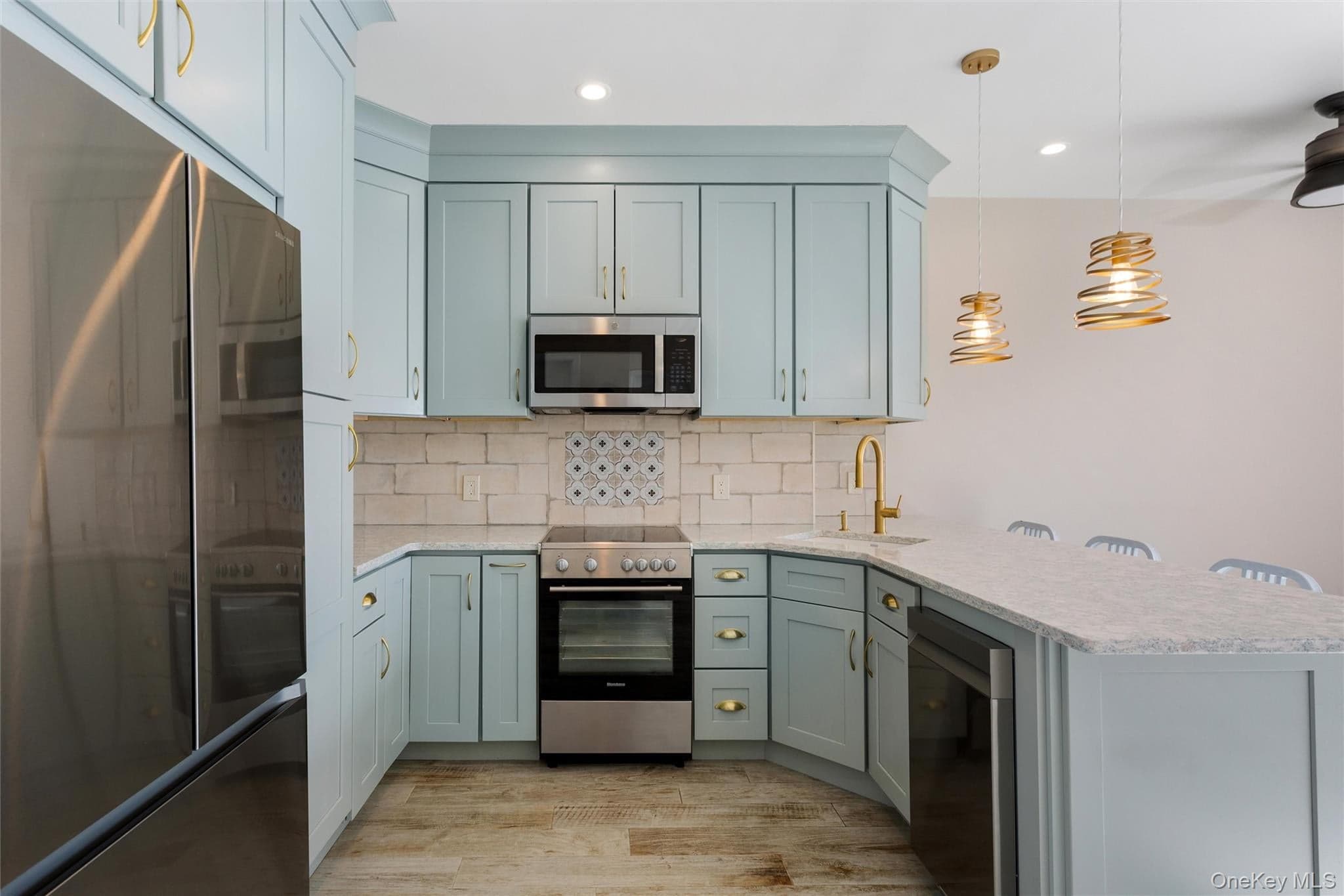 2 Richmond Road Unit: 2A thumbnail 4