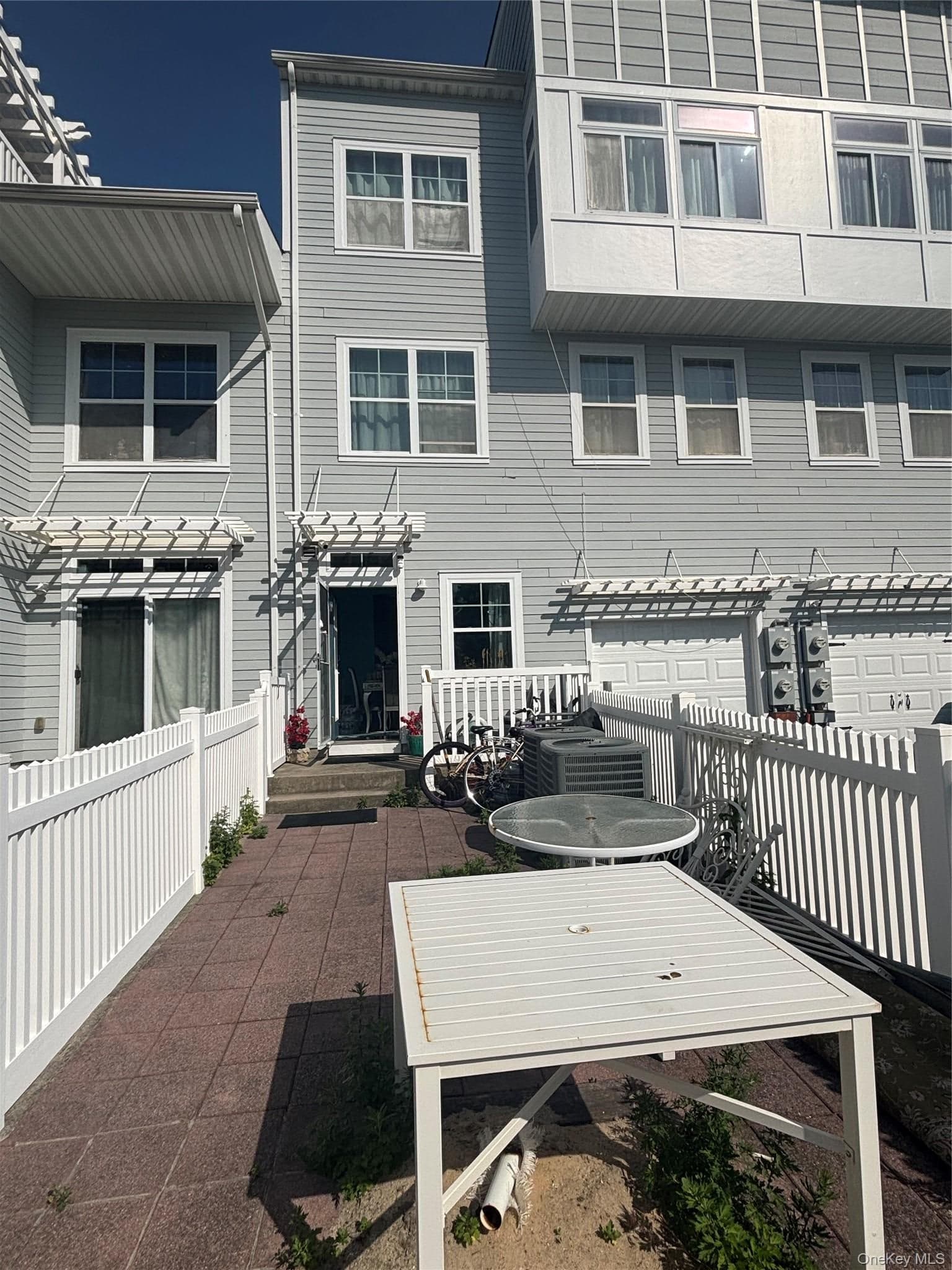 165 Commodore Circle thumbnail 25