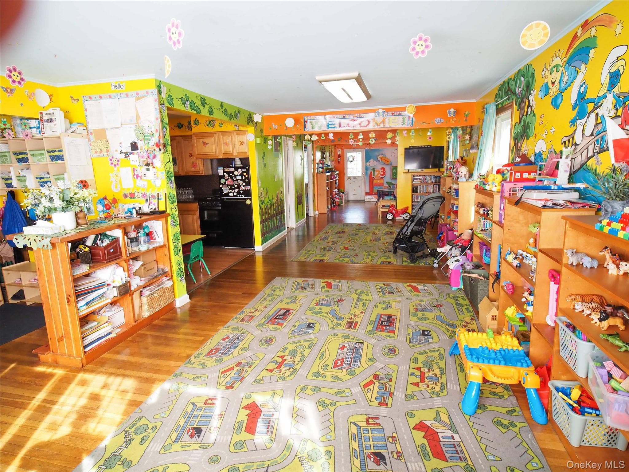 10343 Woodhaven Boulevard thumbnail 14
