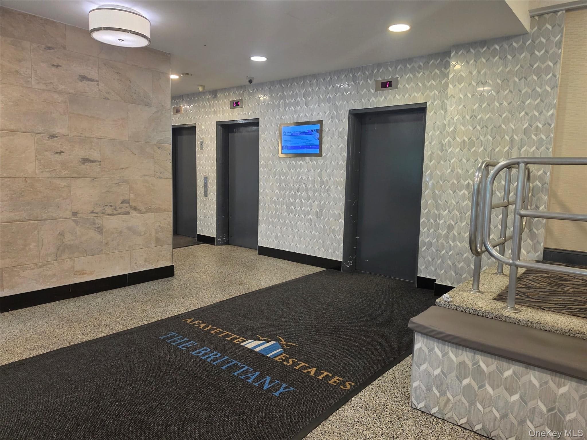 875 Morrison Avenue Unit: #1B thumbnail 6