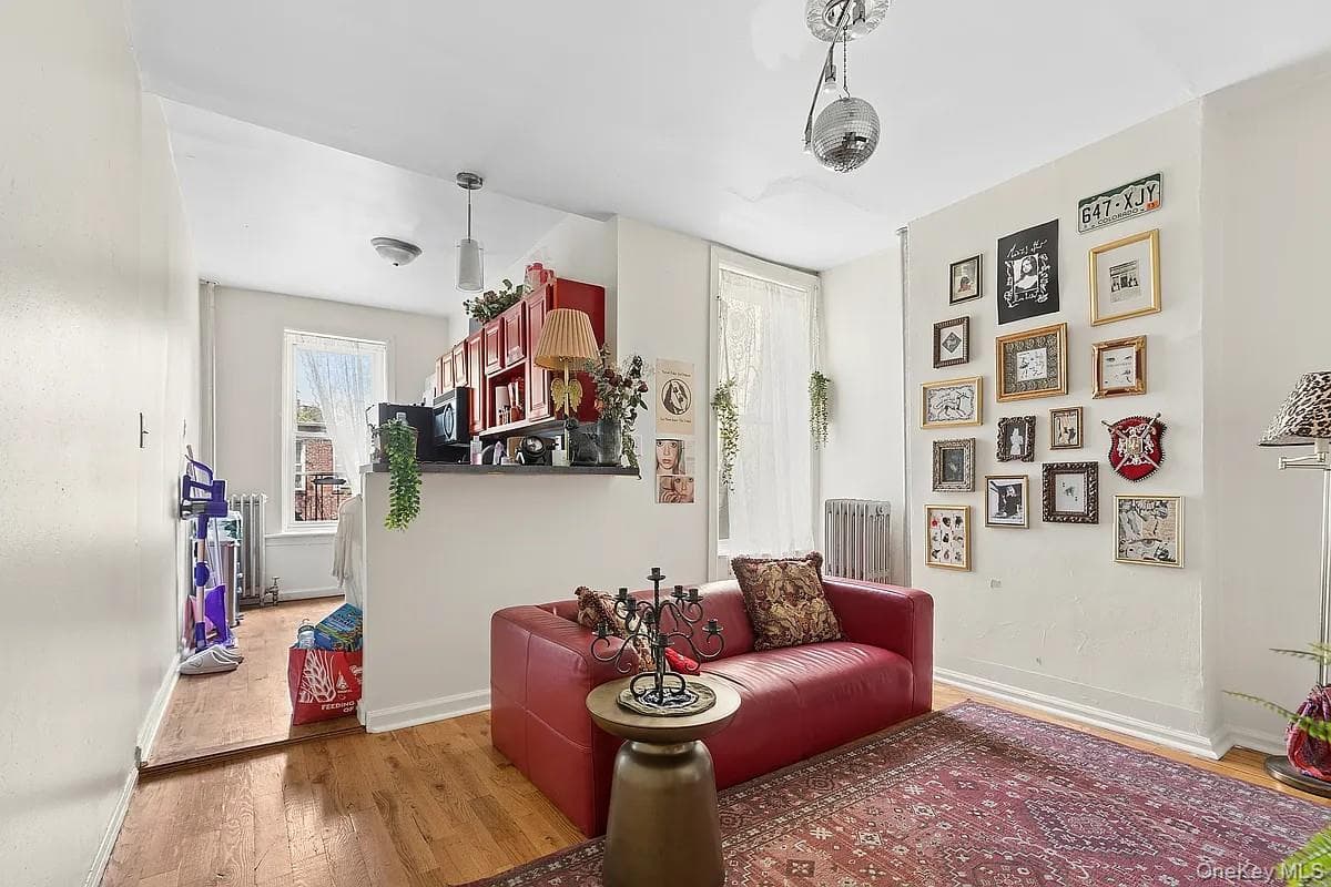 381 Sumpter Street thumbnail 3