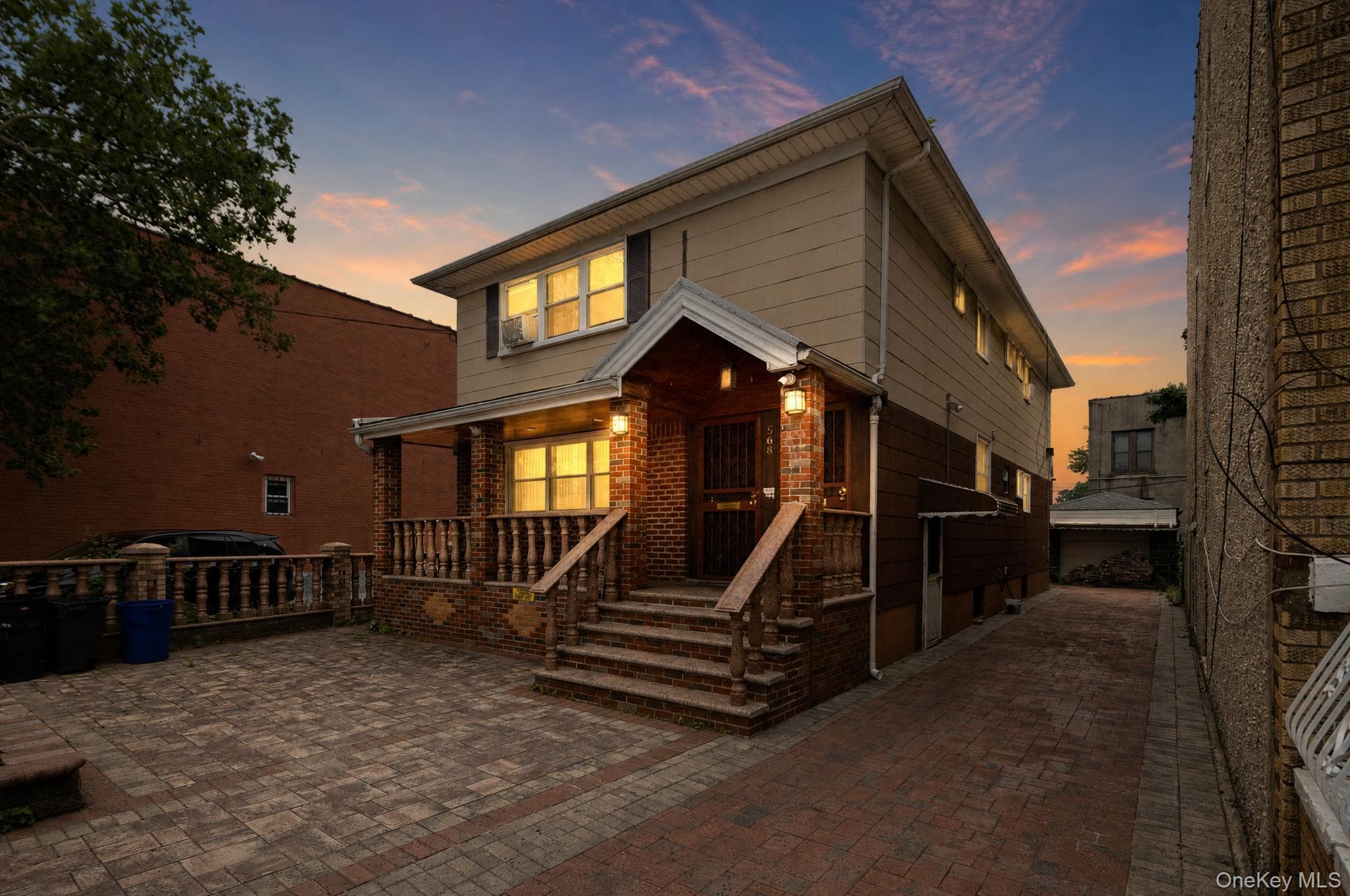 568 Autumn Avenue thumbnail 24