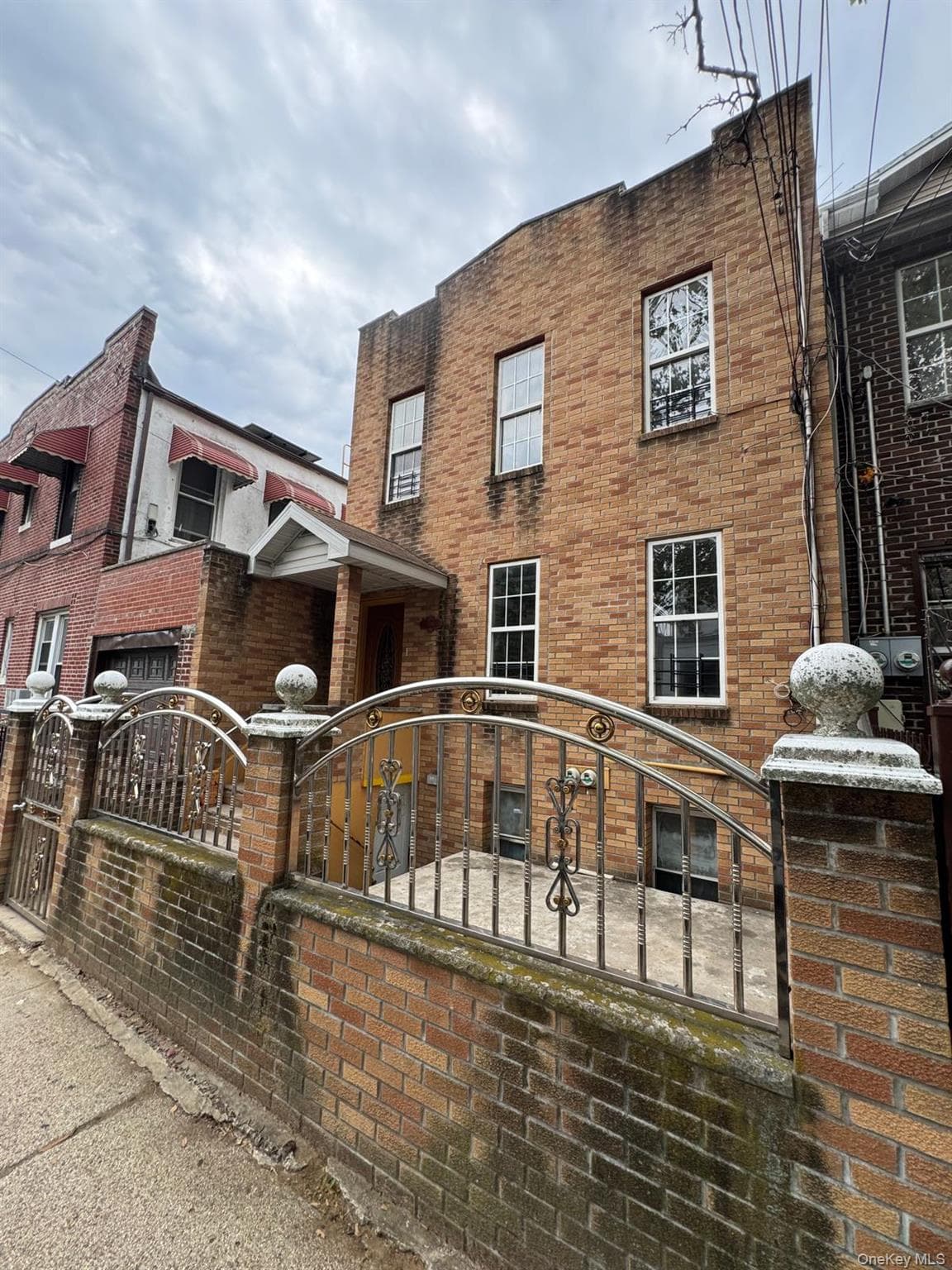 590 Elton Street thumbnail 3
