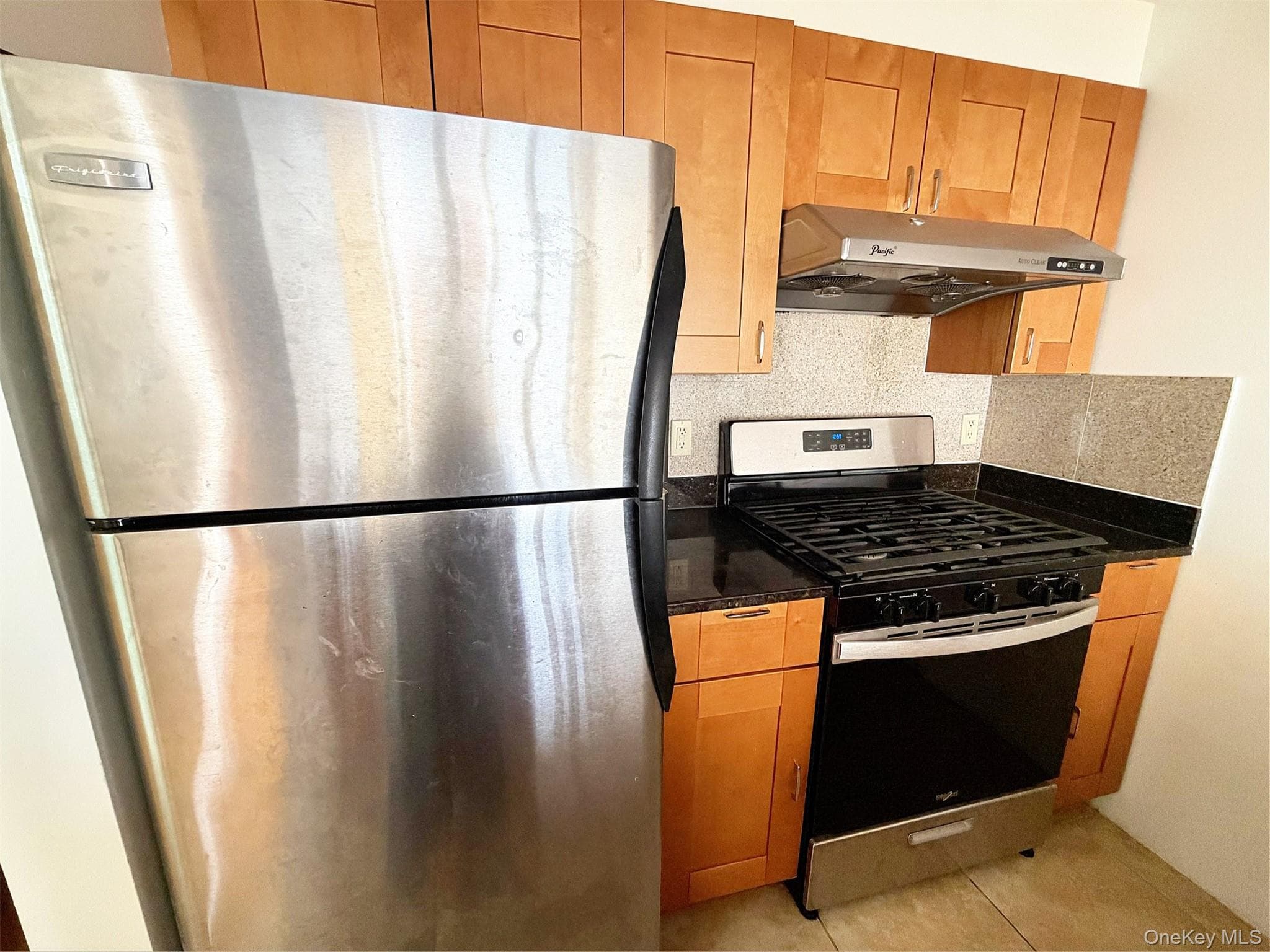 6314 Queens Boulevard Unit: 3E thumbnail 10