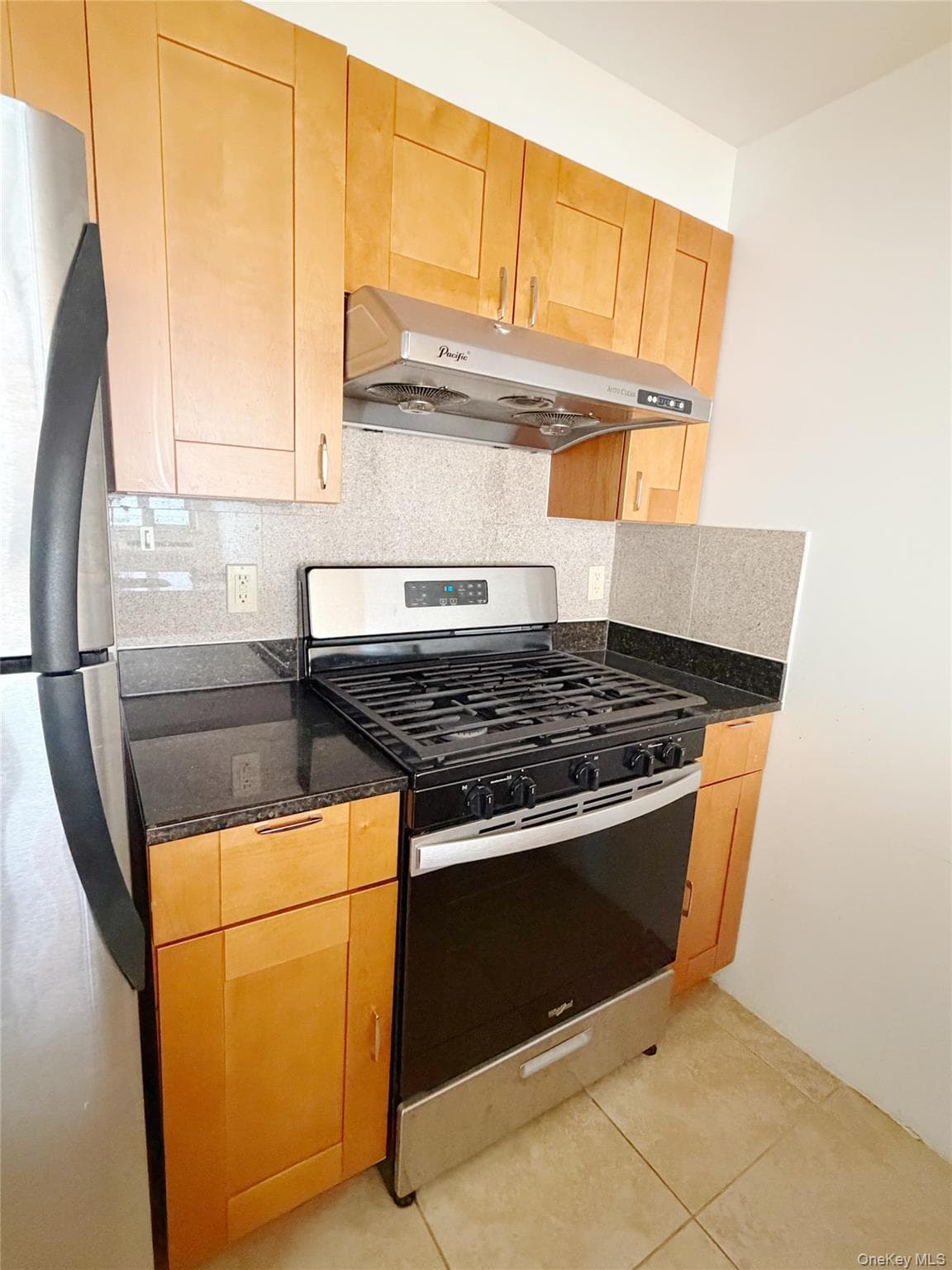 6314 Queens Boulevard Unit: 3E thumbnail 9