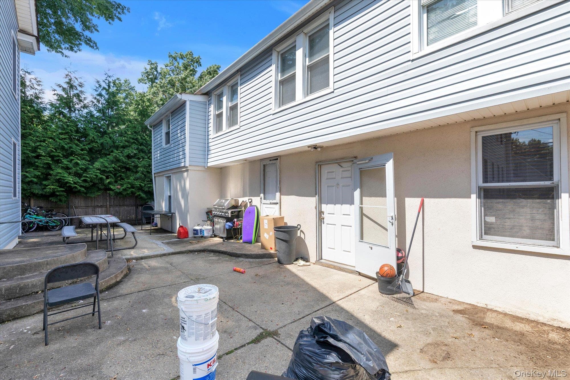 343 Roslyn Avenue thumbnail 10