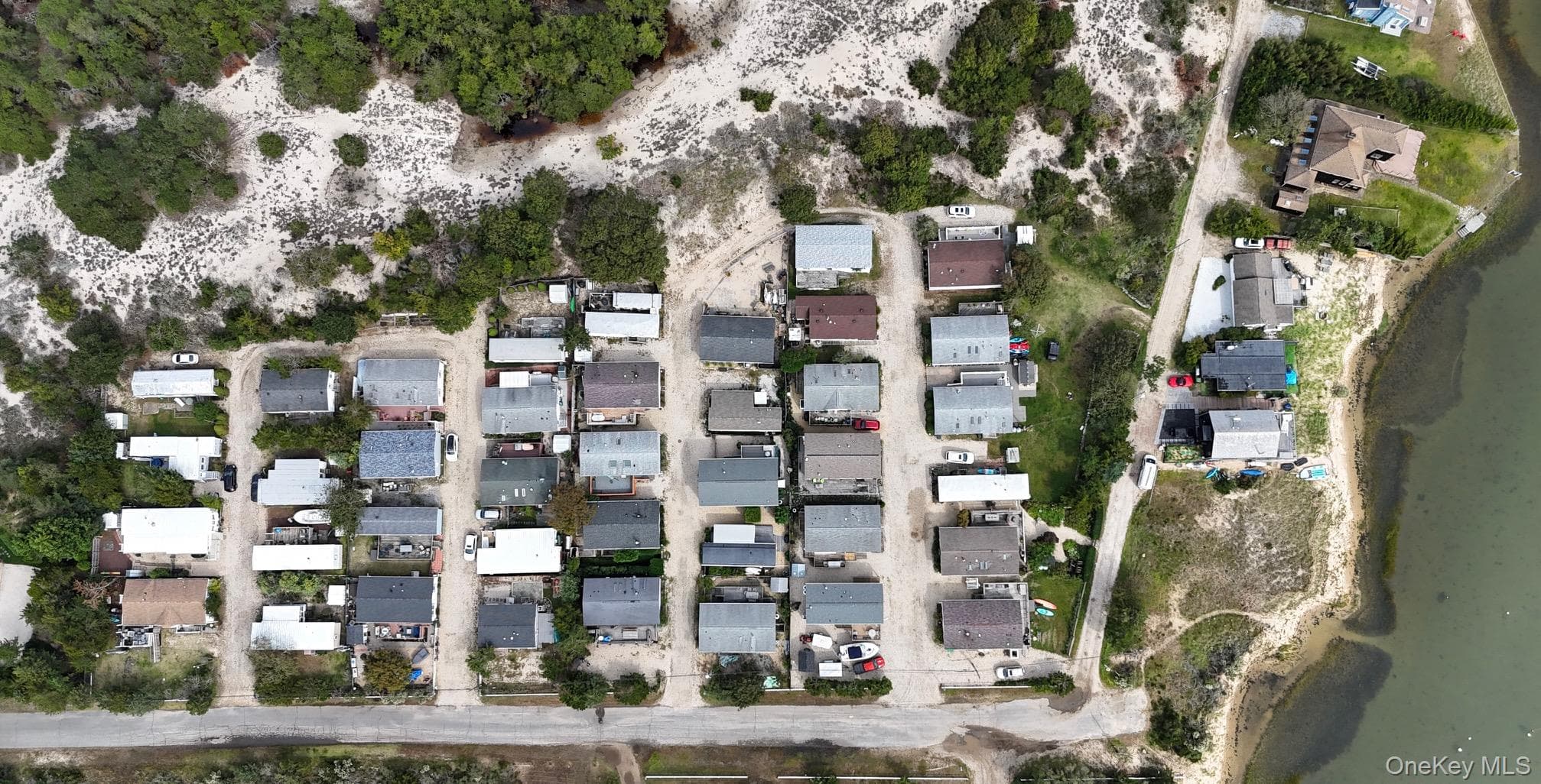 53 Crassen Boulevard Unit: #32 Harbor Rd. thumbnail 2