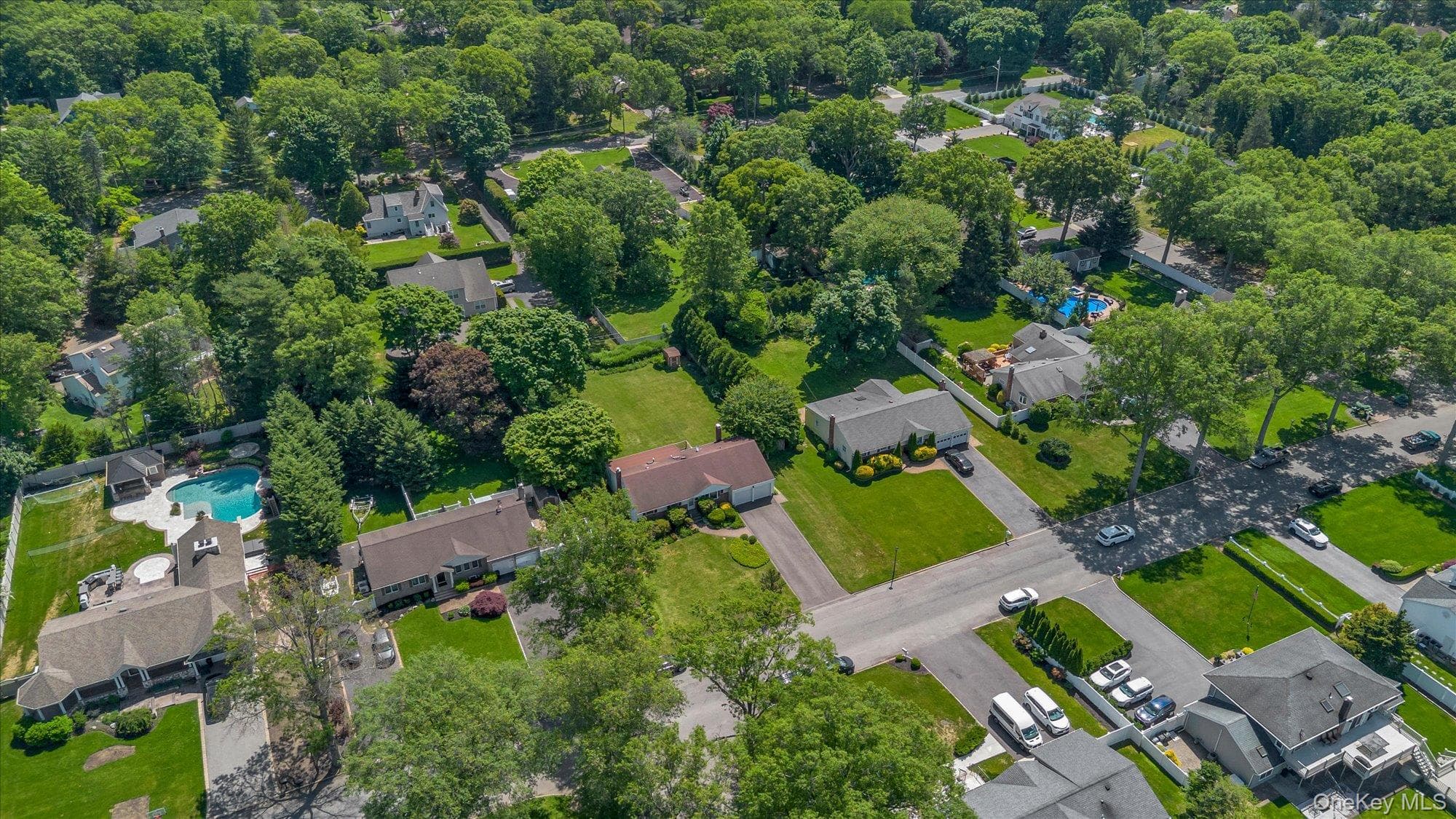 24 Eastover Drive thumbnail 27