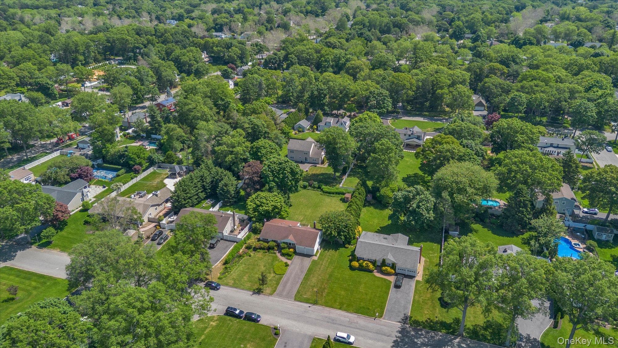 24 Eastover Drive thumbnail 26