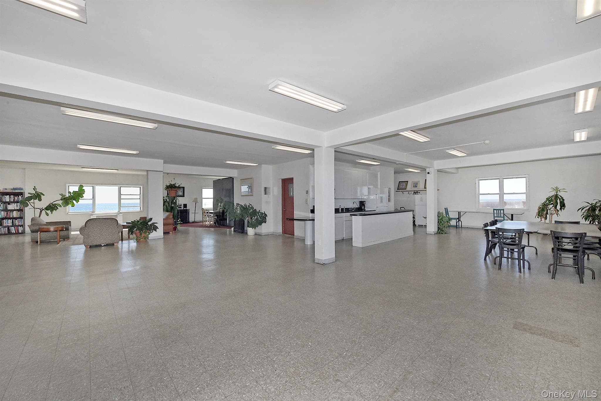 370 W Broadway Unit: 1A thumbnail 23