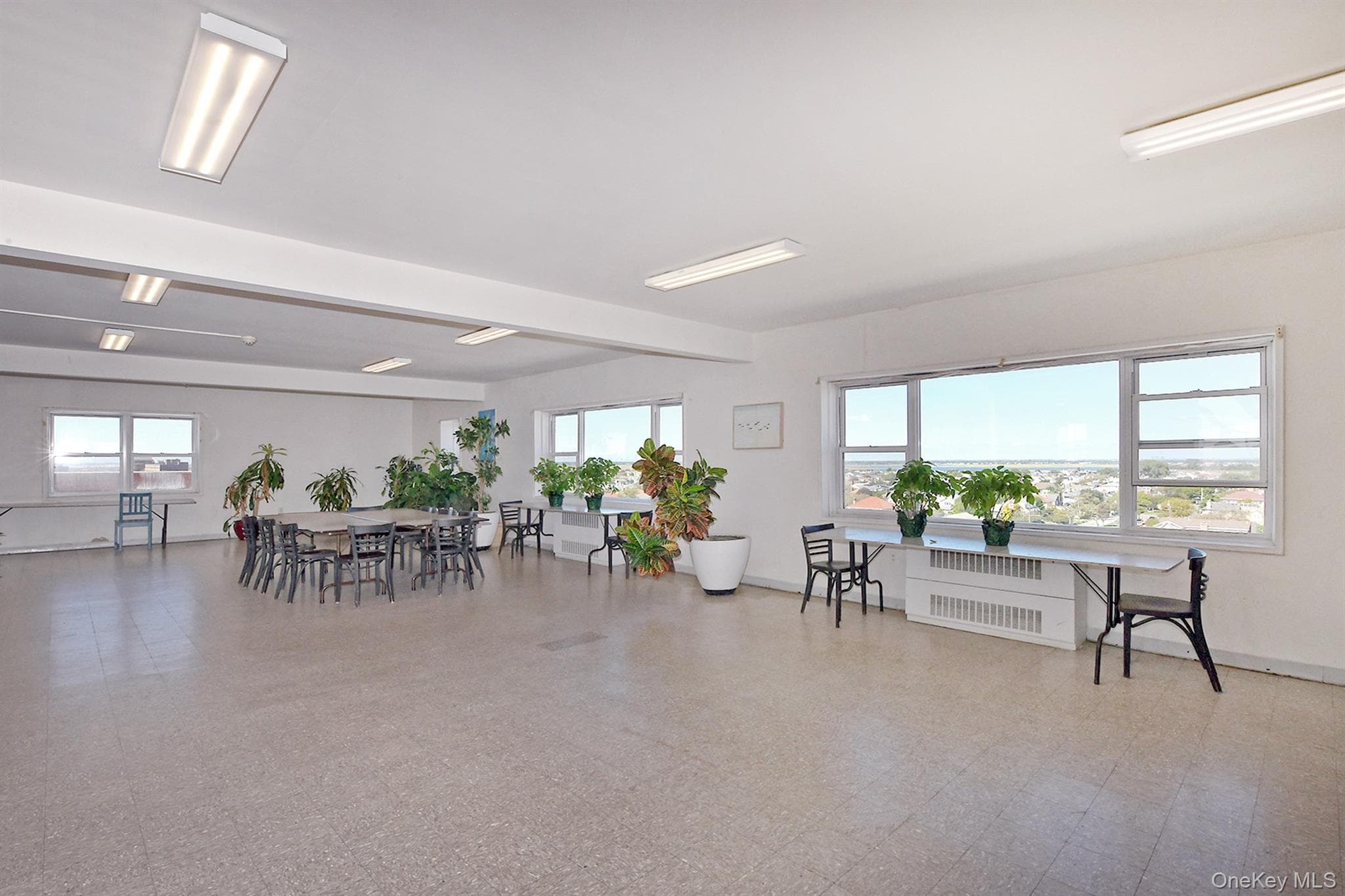 370 W Broadway Unit: 1A thumbnail 24
