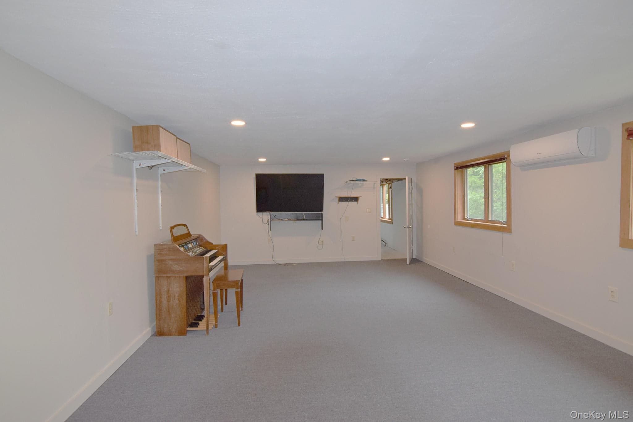 13 Waters Drive thumbnail 22
