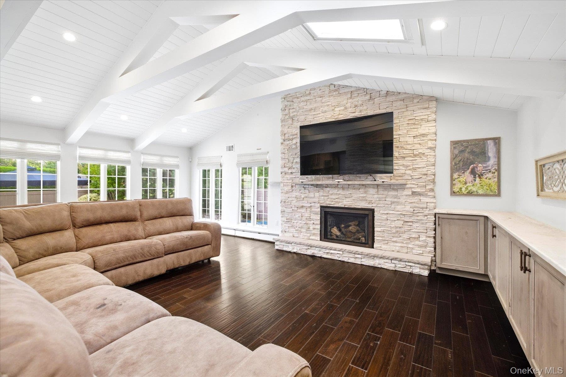159 Murray Drive thumbnail 18