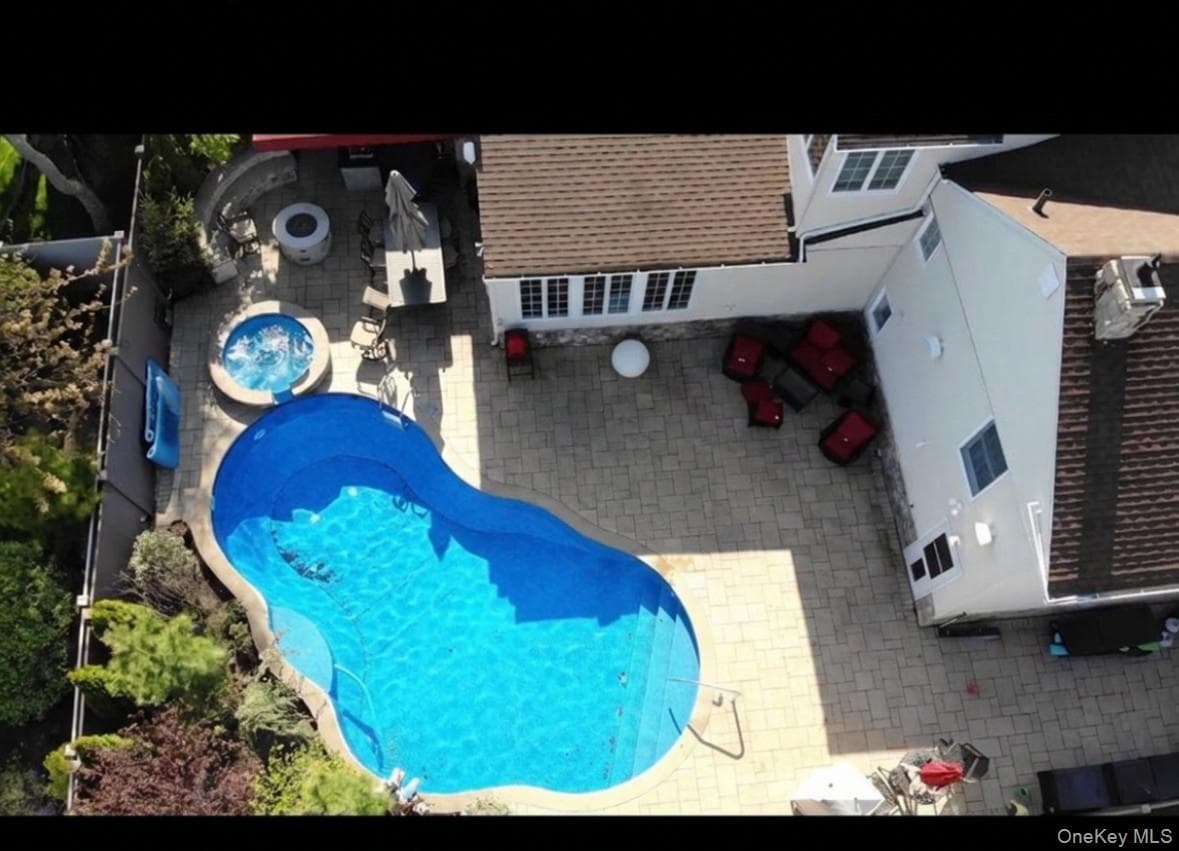 159 Murray Drive thumbnail 4