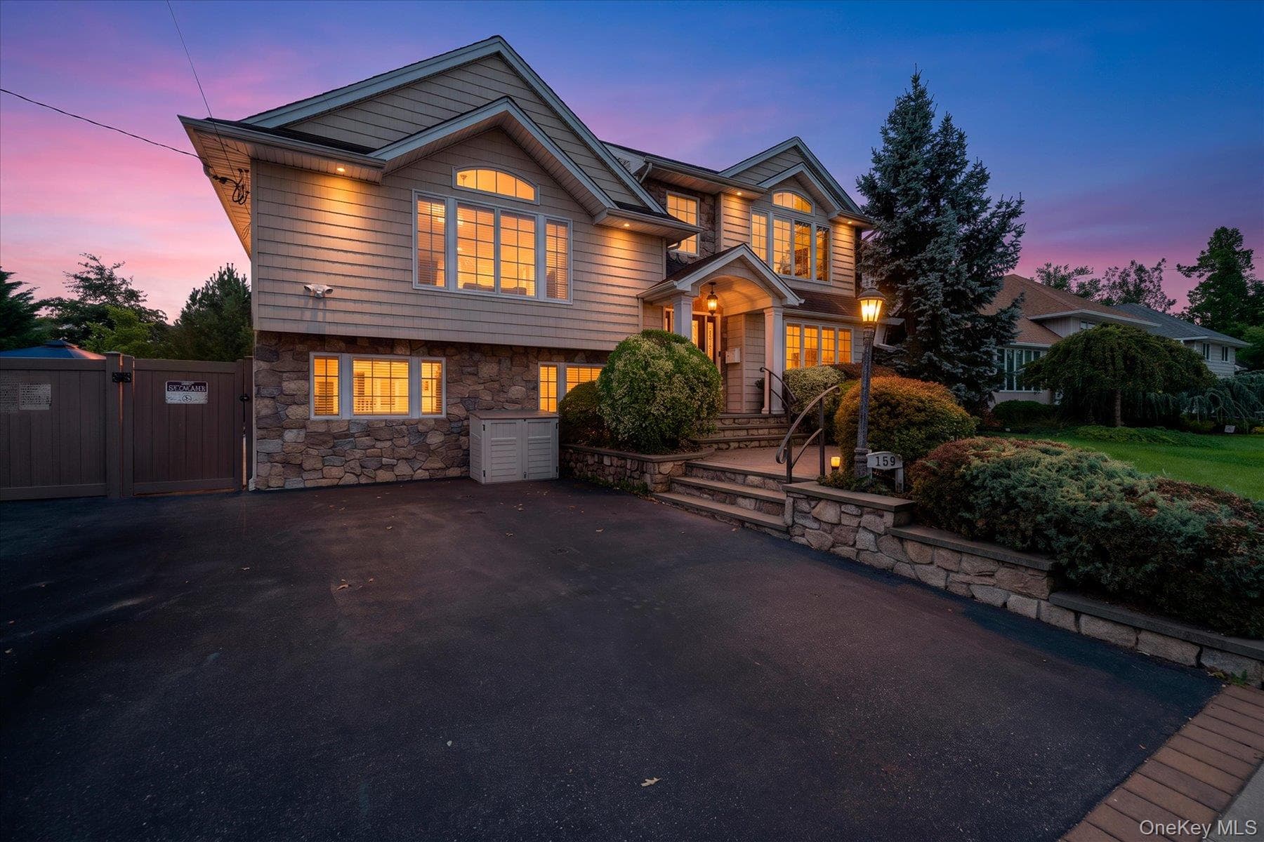 159 Murray Drive thumbnail 2
