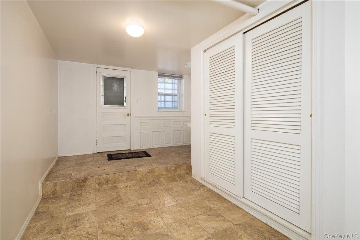 18311 Dunlop Avenue thumbnail 17