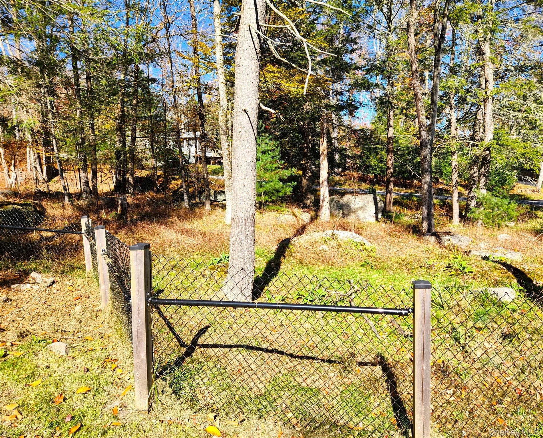 29 Mohawk Trail thumbnail 21