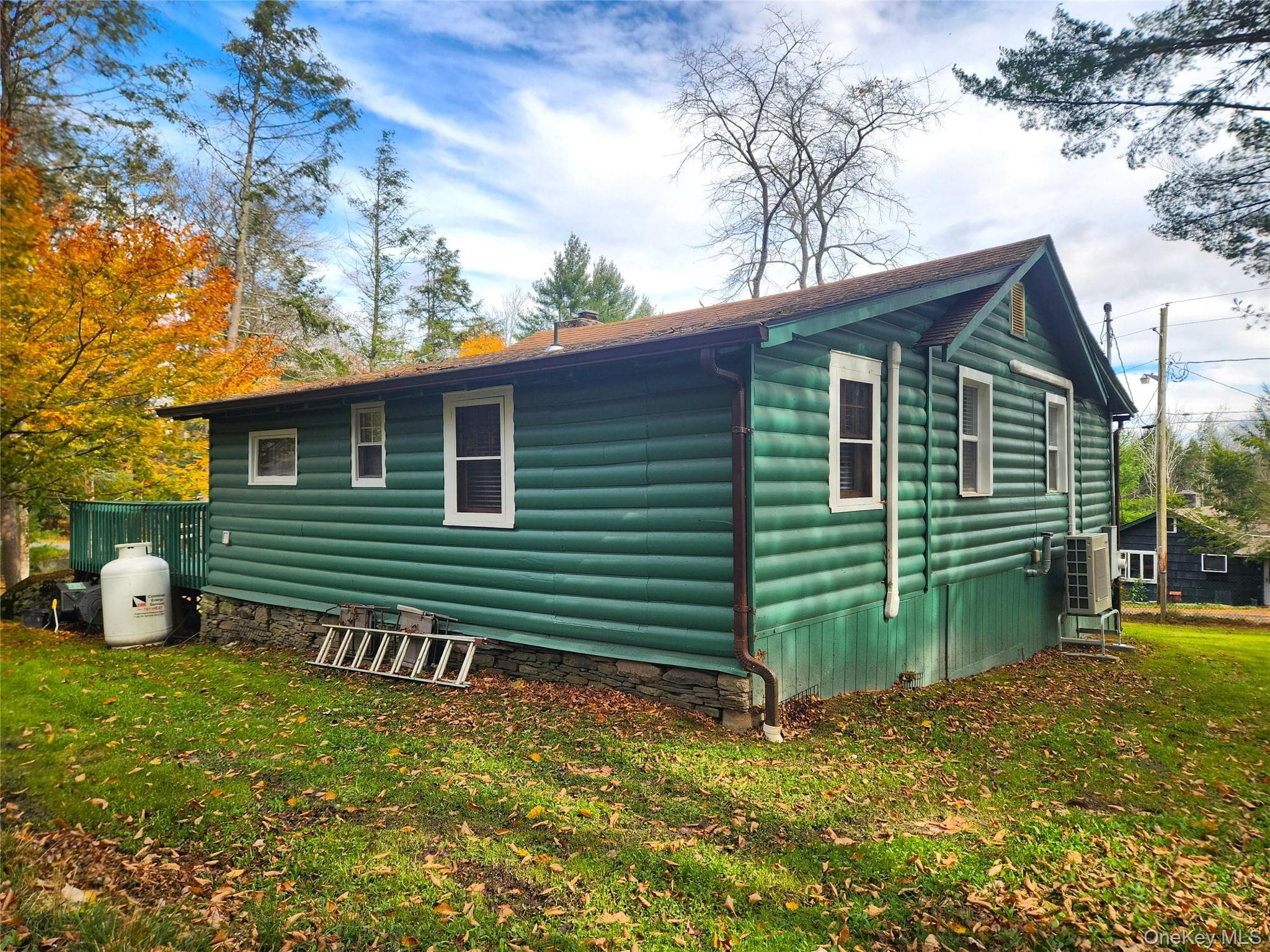 29 Mohawk Trail thumbnail 17