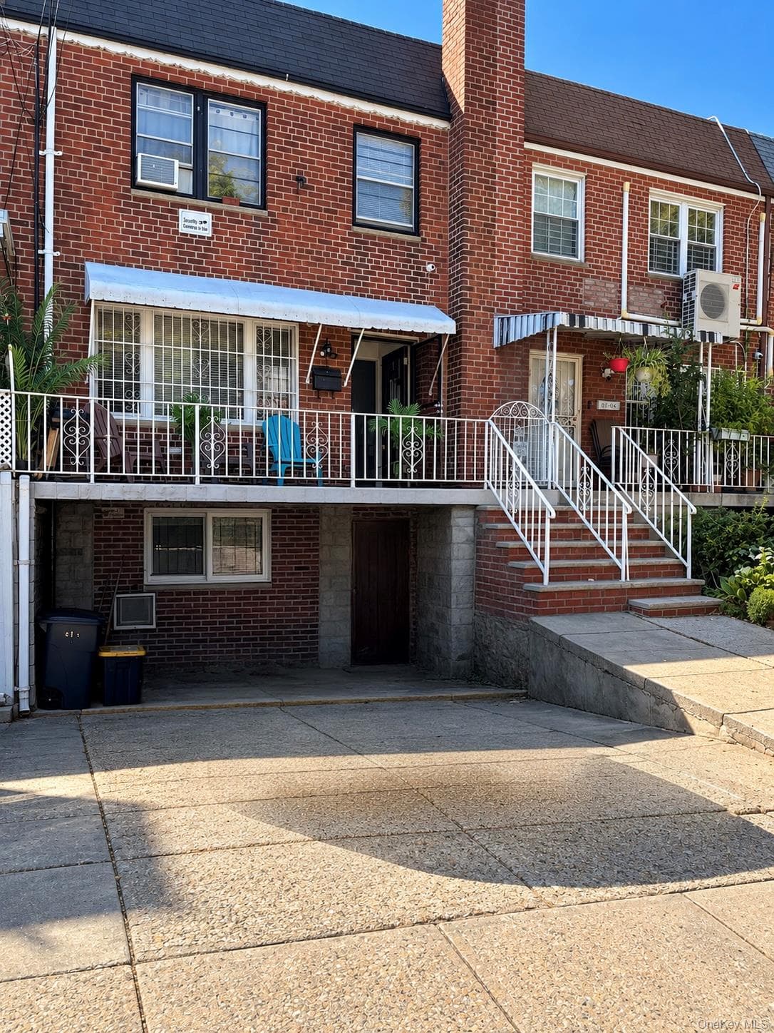 31-44 75th St, East Elmhurst