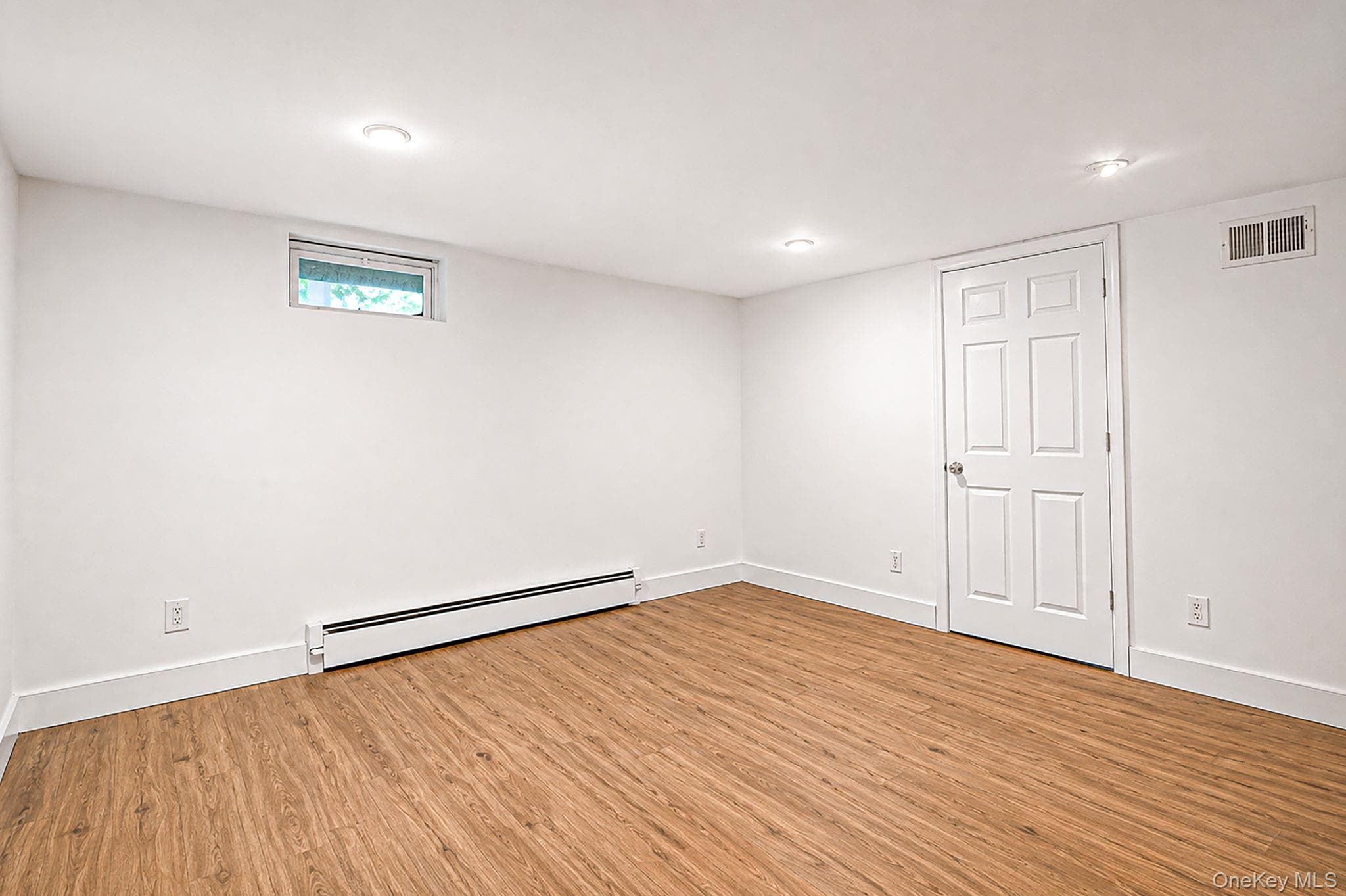 194 Phyllis Drive thumbnail 22