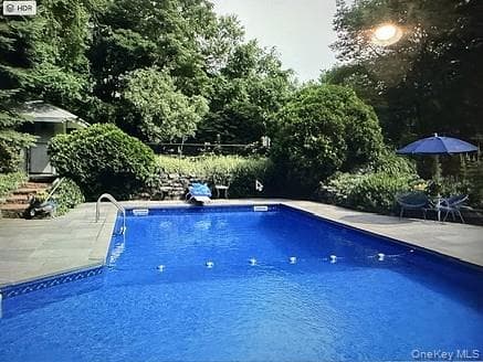 23 Hill House Lane thumbnail 25